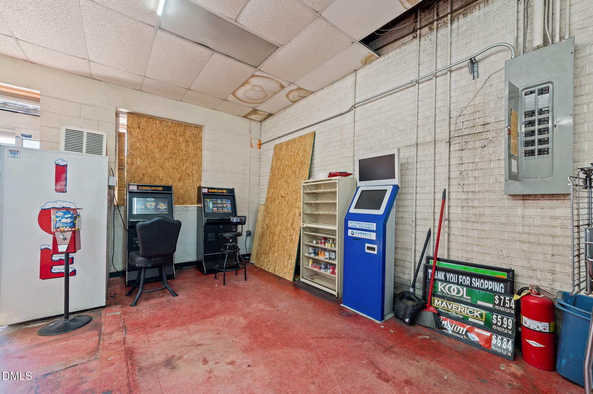 main property photo 18