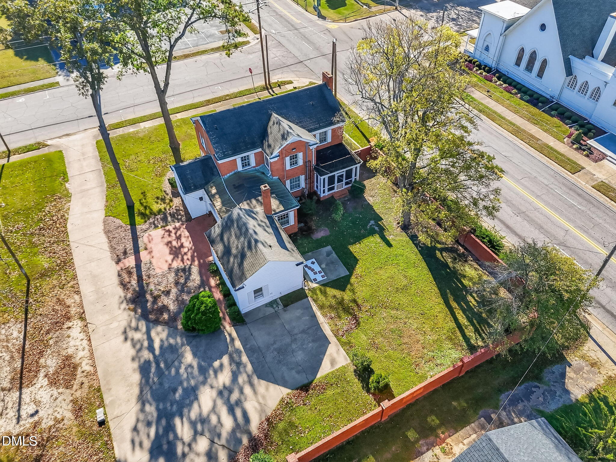 main property photo 56