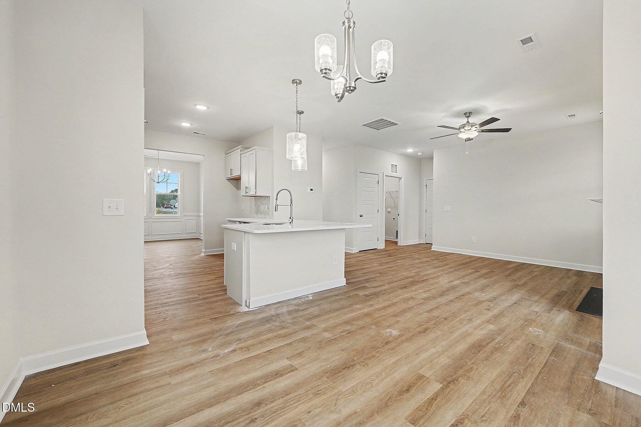 property viewer photo 8