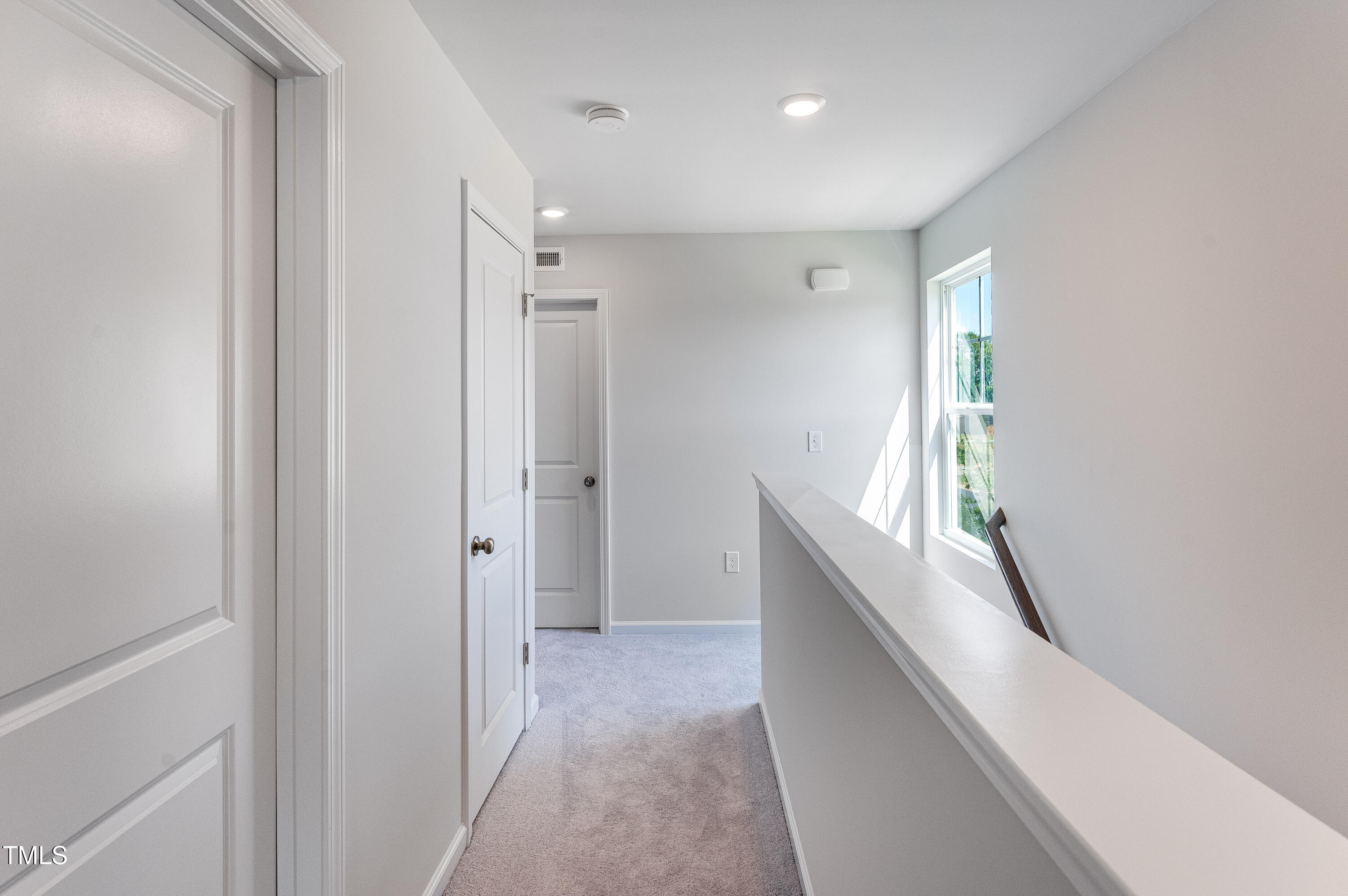 property viewer photo 17