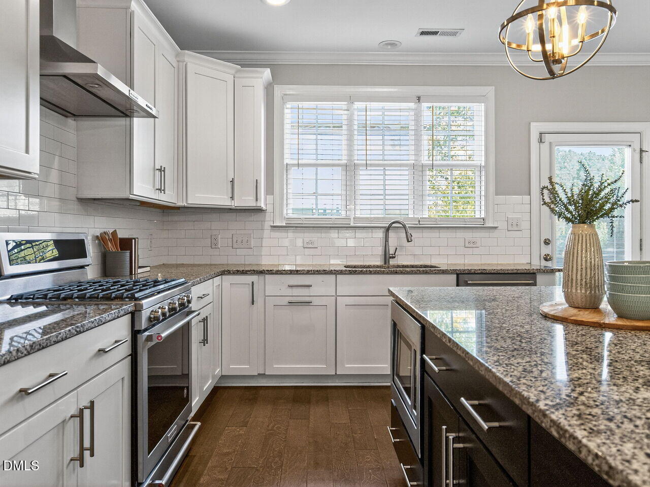 property viewer photo 17