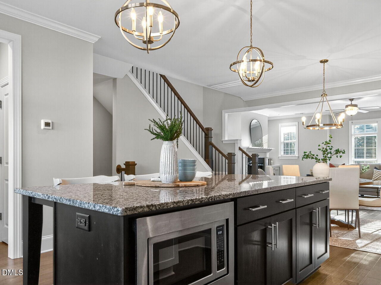 property viewer photo 18