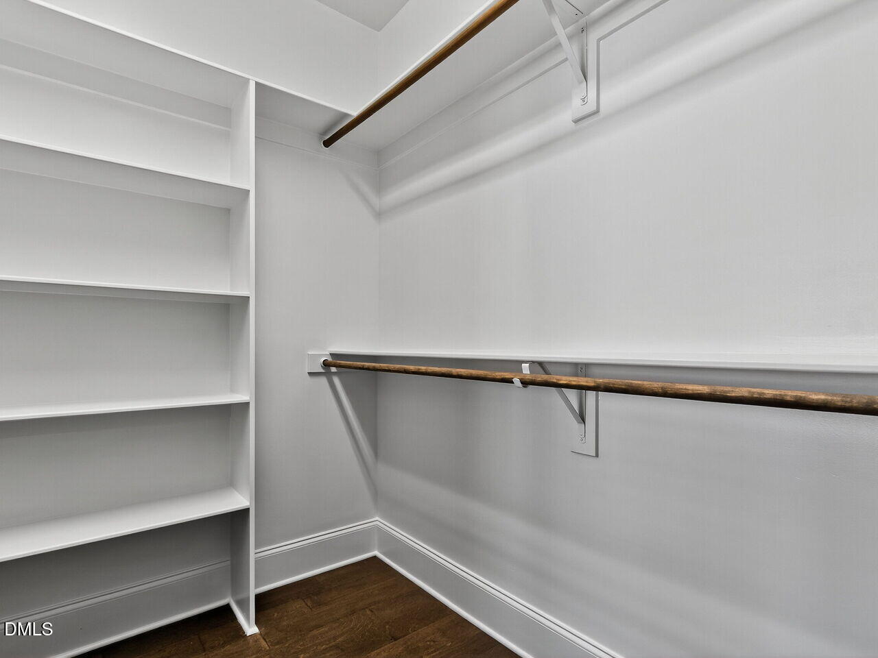 property viewer photo 22