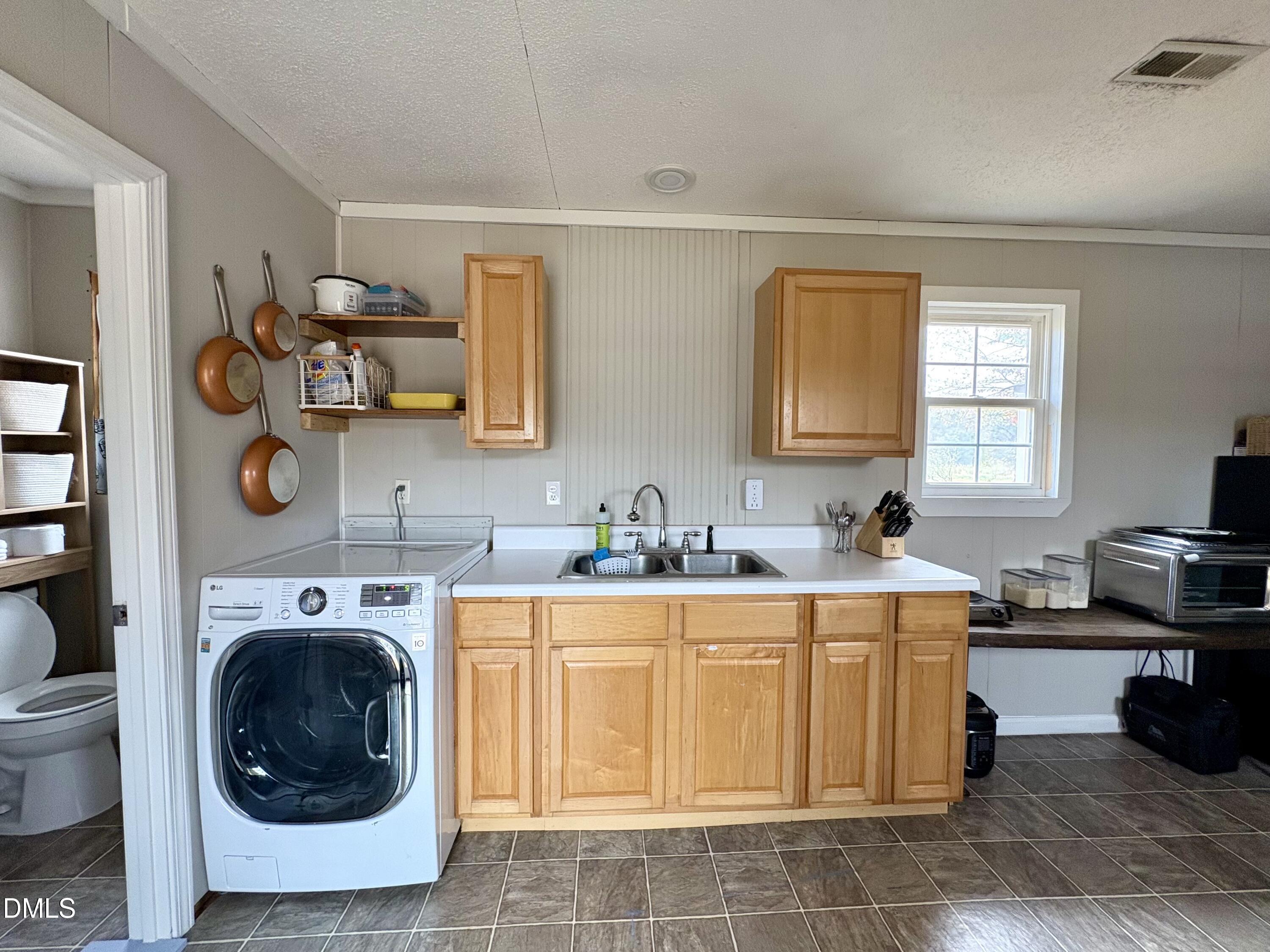 property viewer photo 37