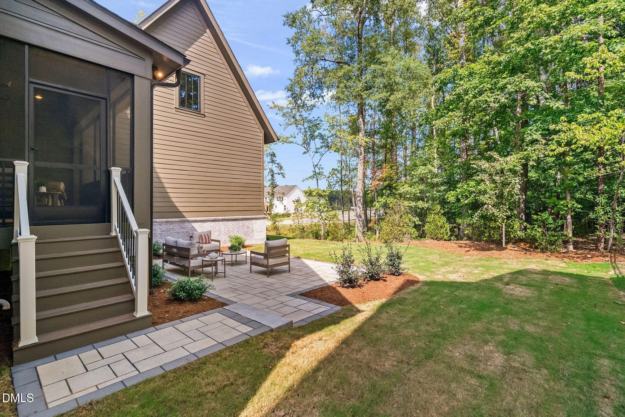 main property photo 50
