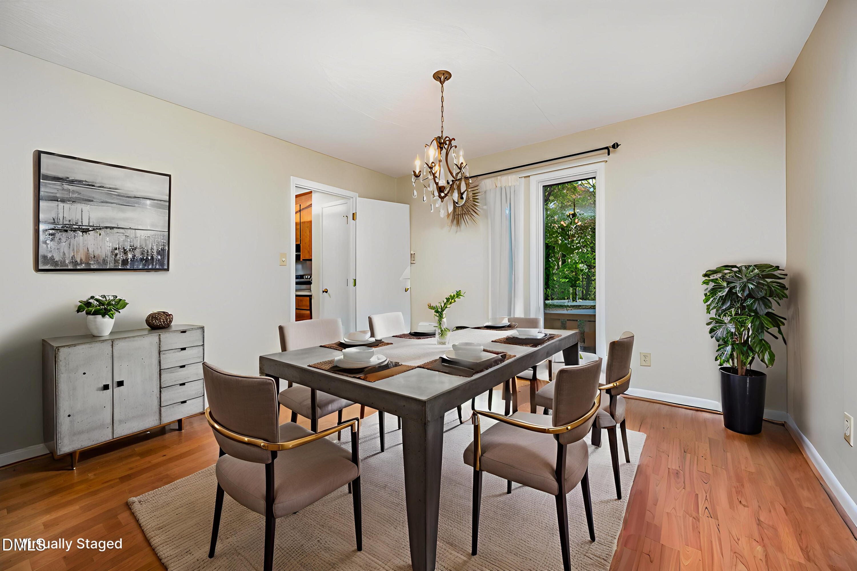 property viewer photo 10