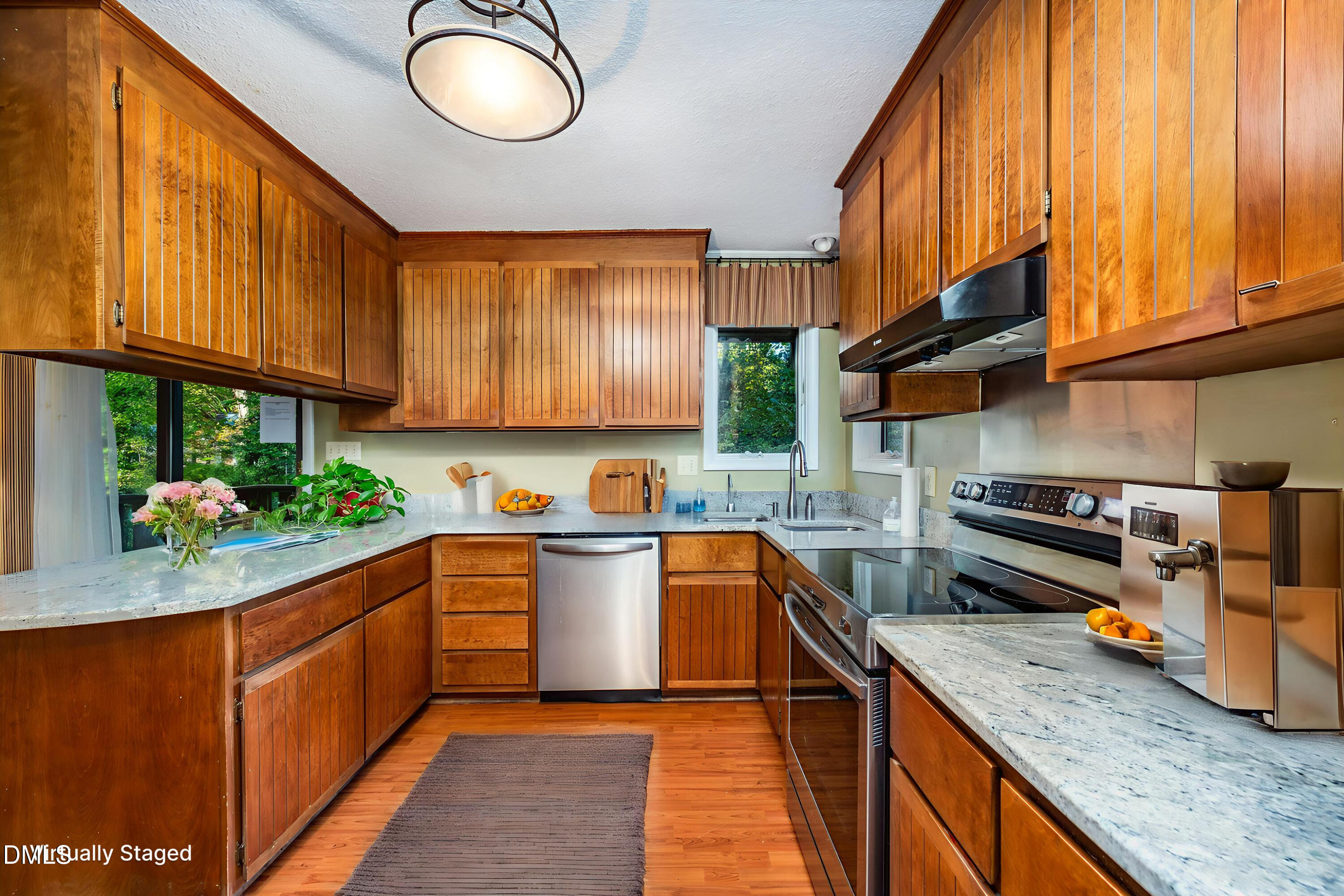 property viewer photo 16
