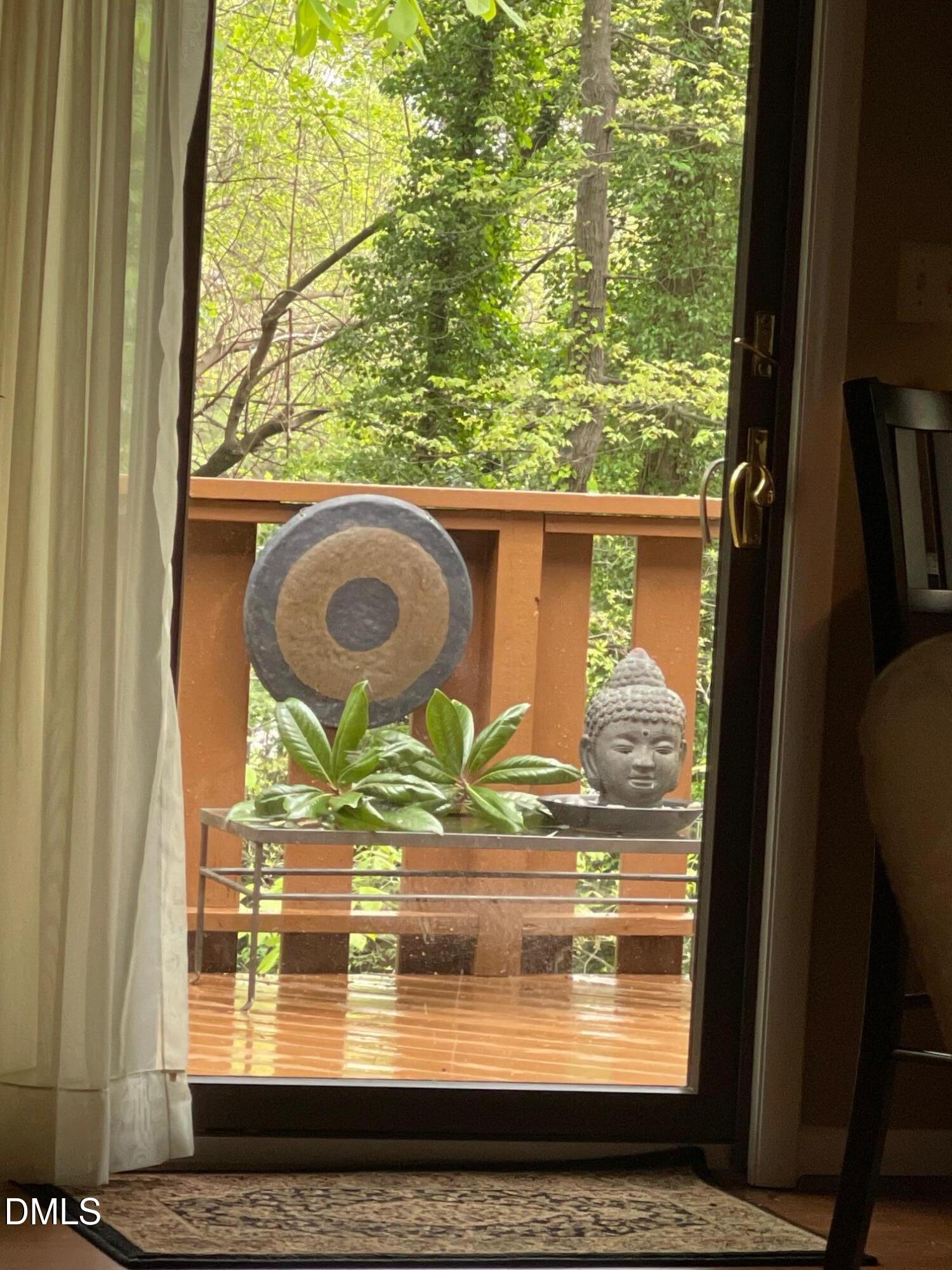 property viewer photo 27