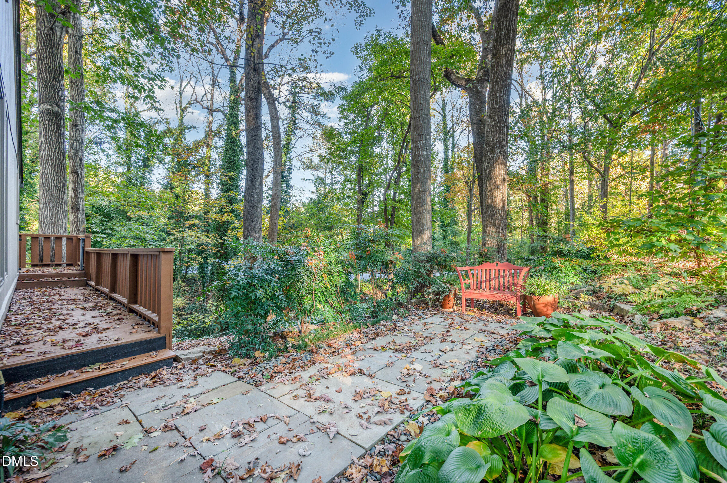 property viewer photo 32