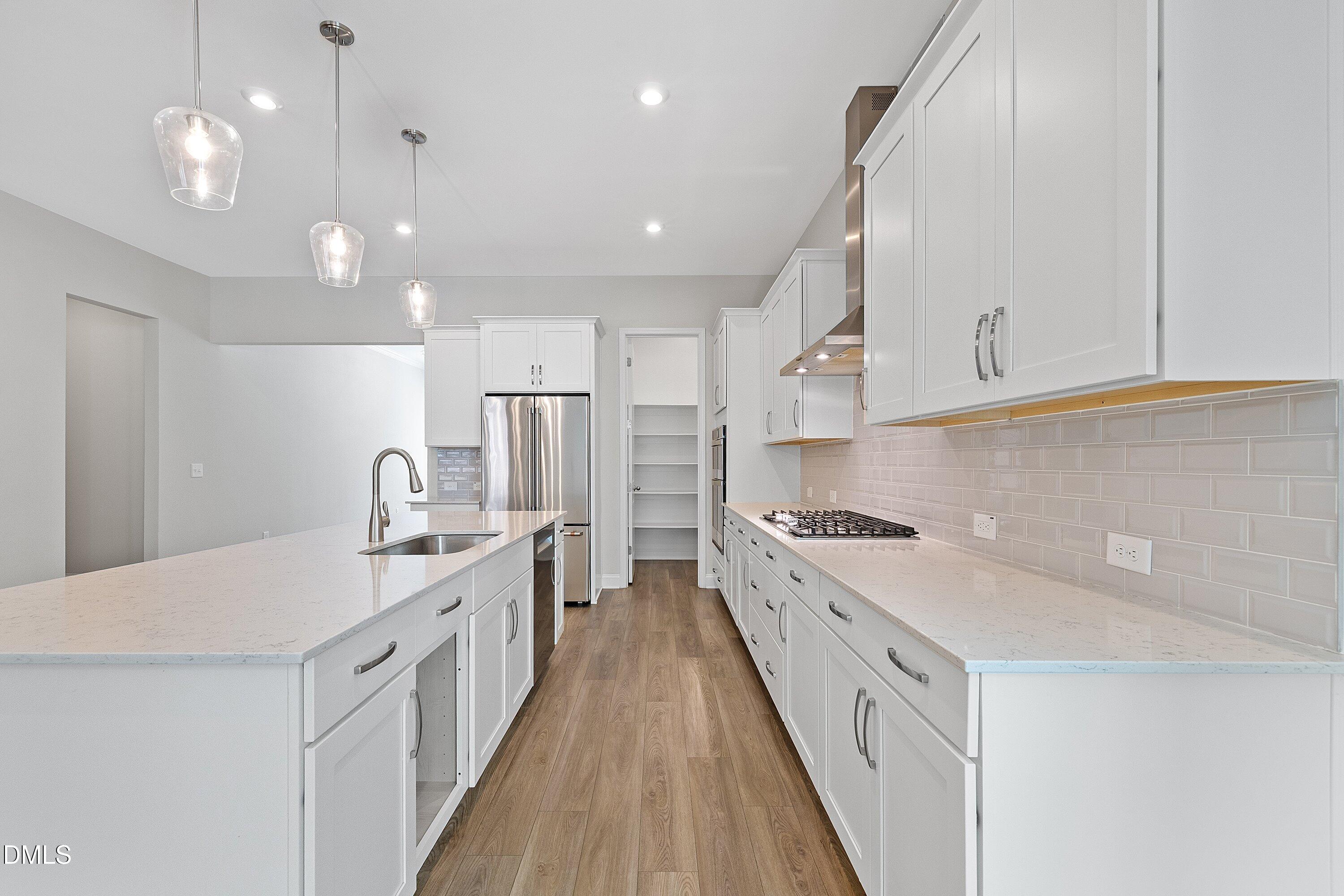 property viewer photo 11
