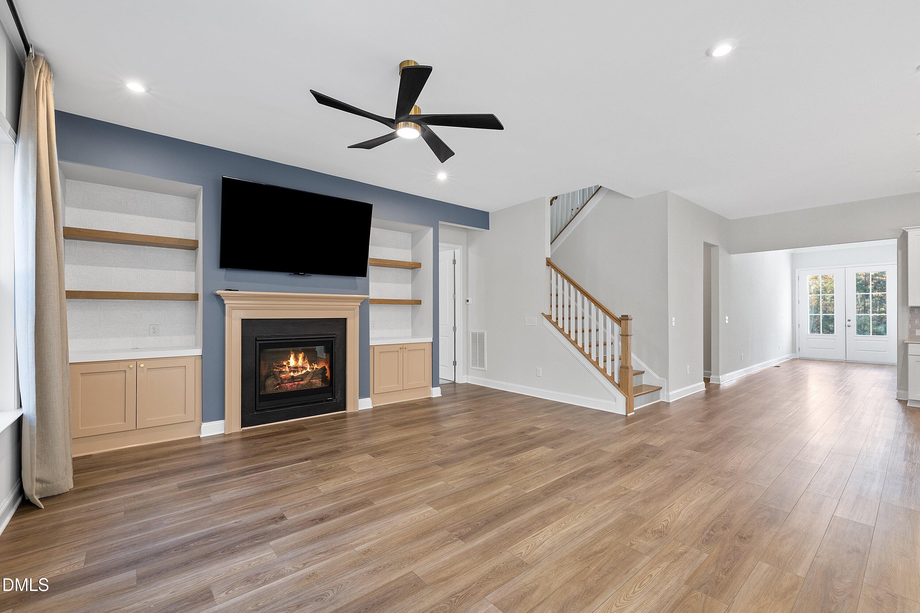 property viewer photo 17