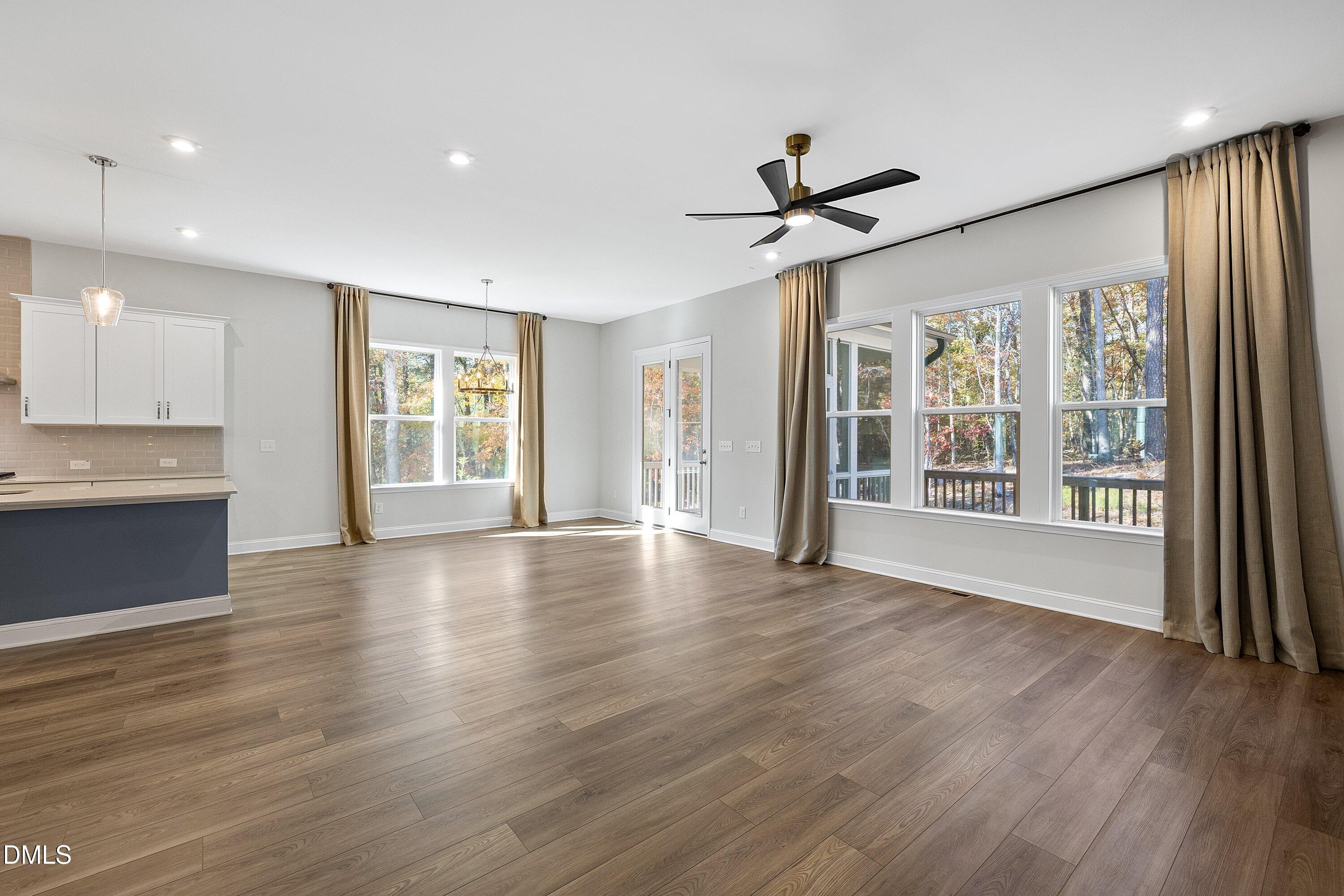 property viewer photo 19