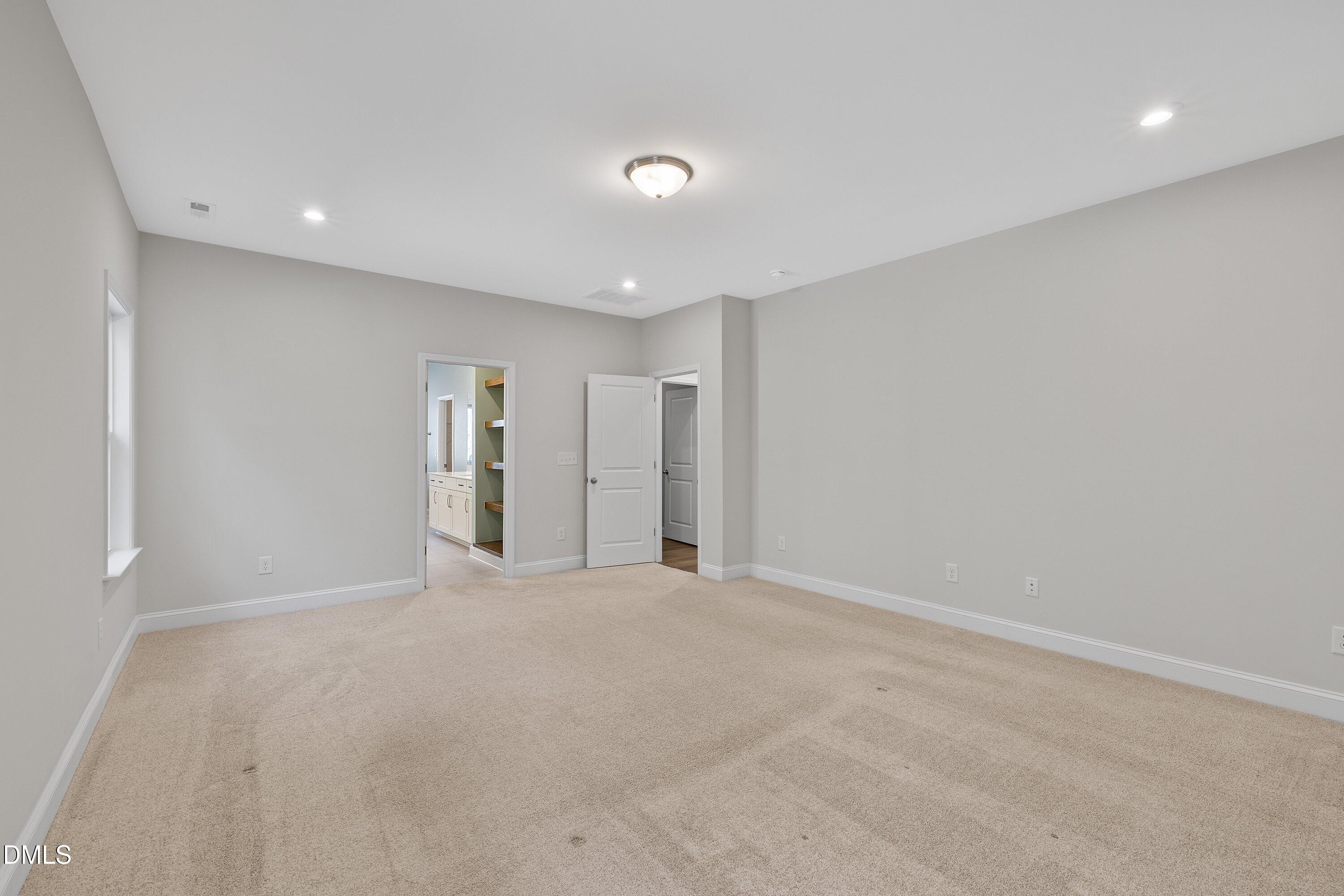 property viewer photo 30