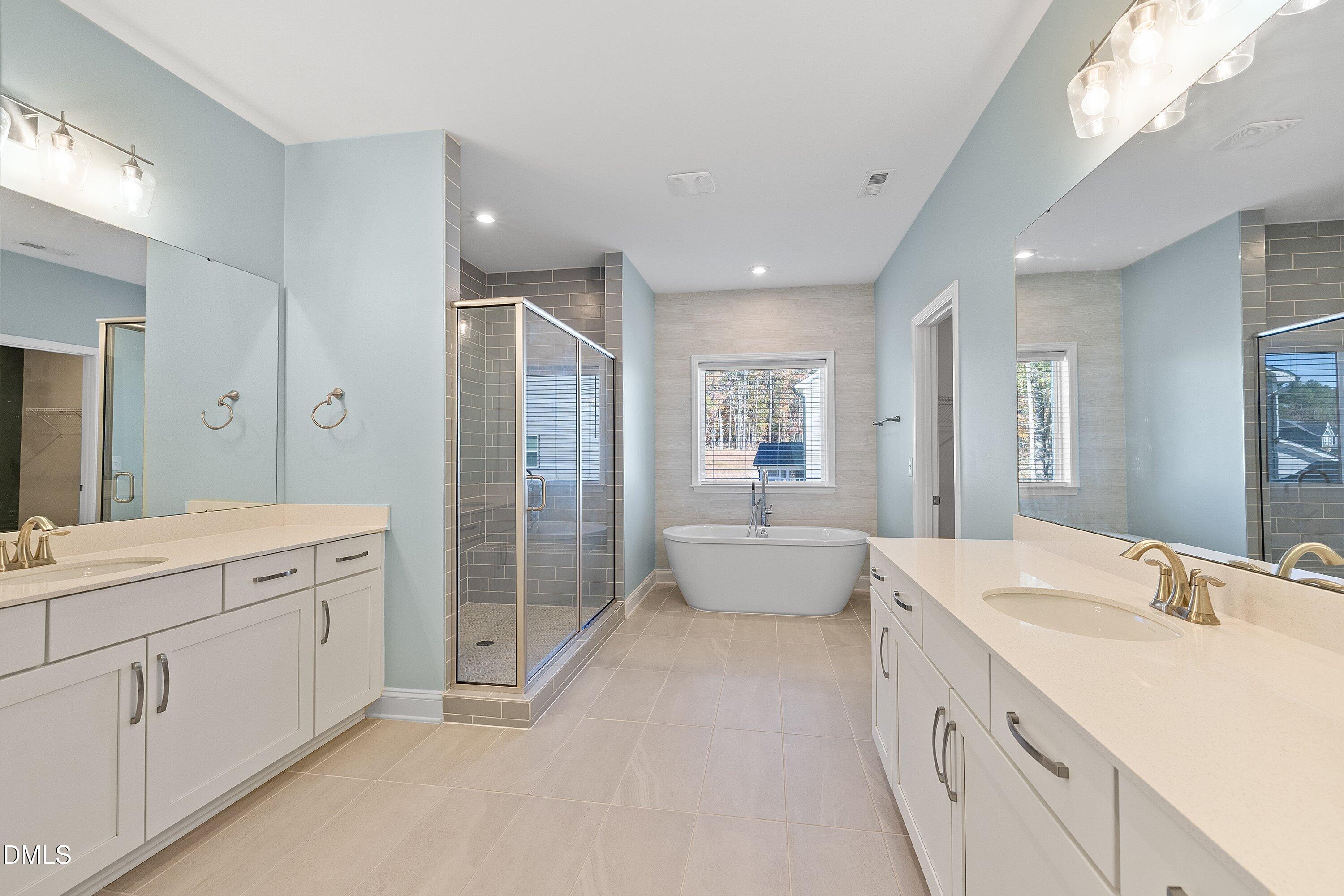 property viewer photo 32