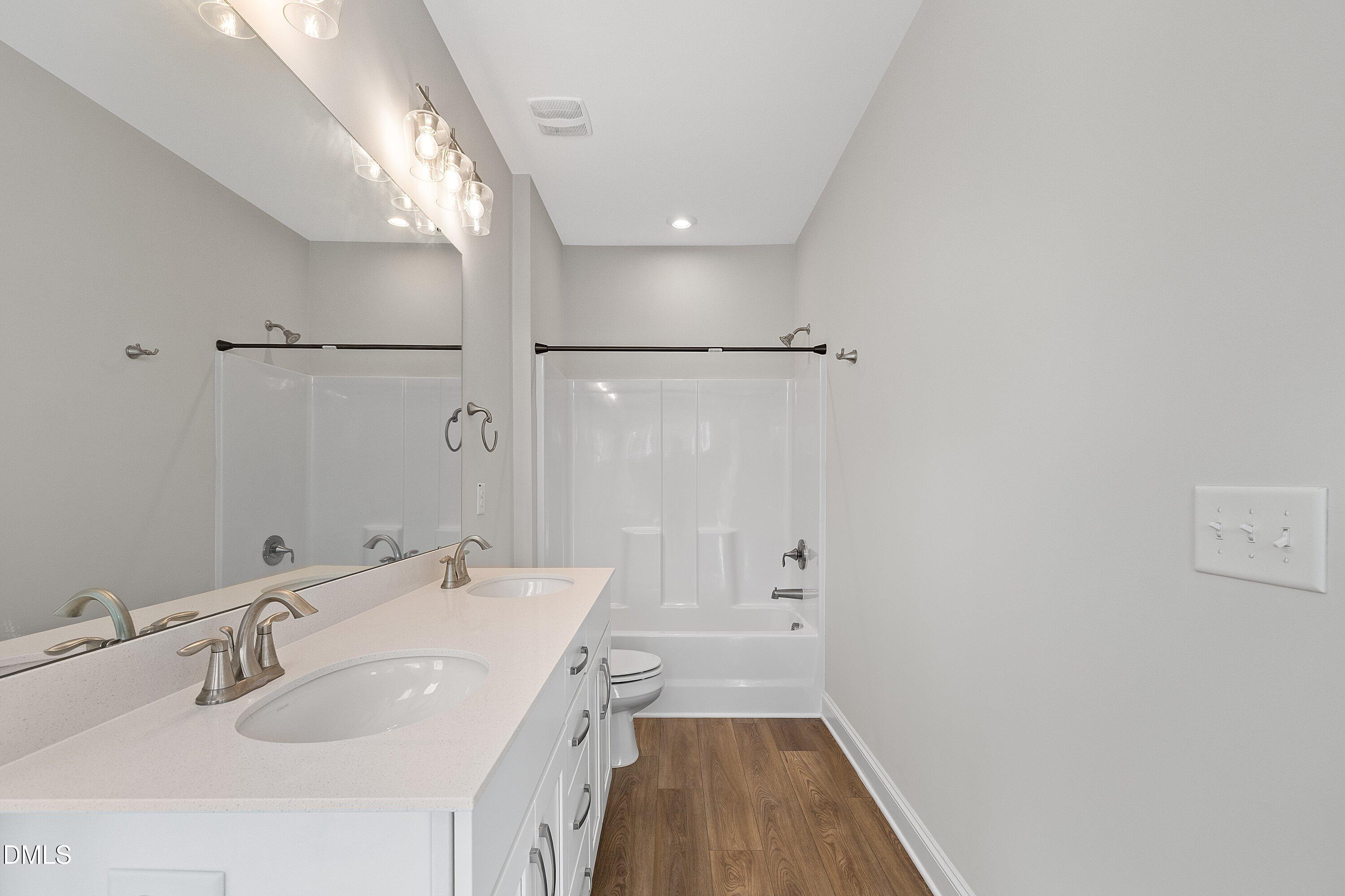 property viewer photo 39