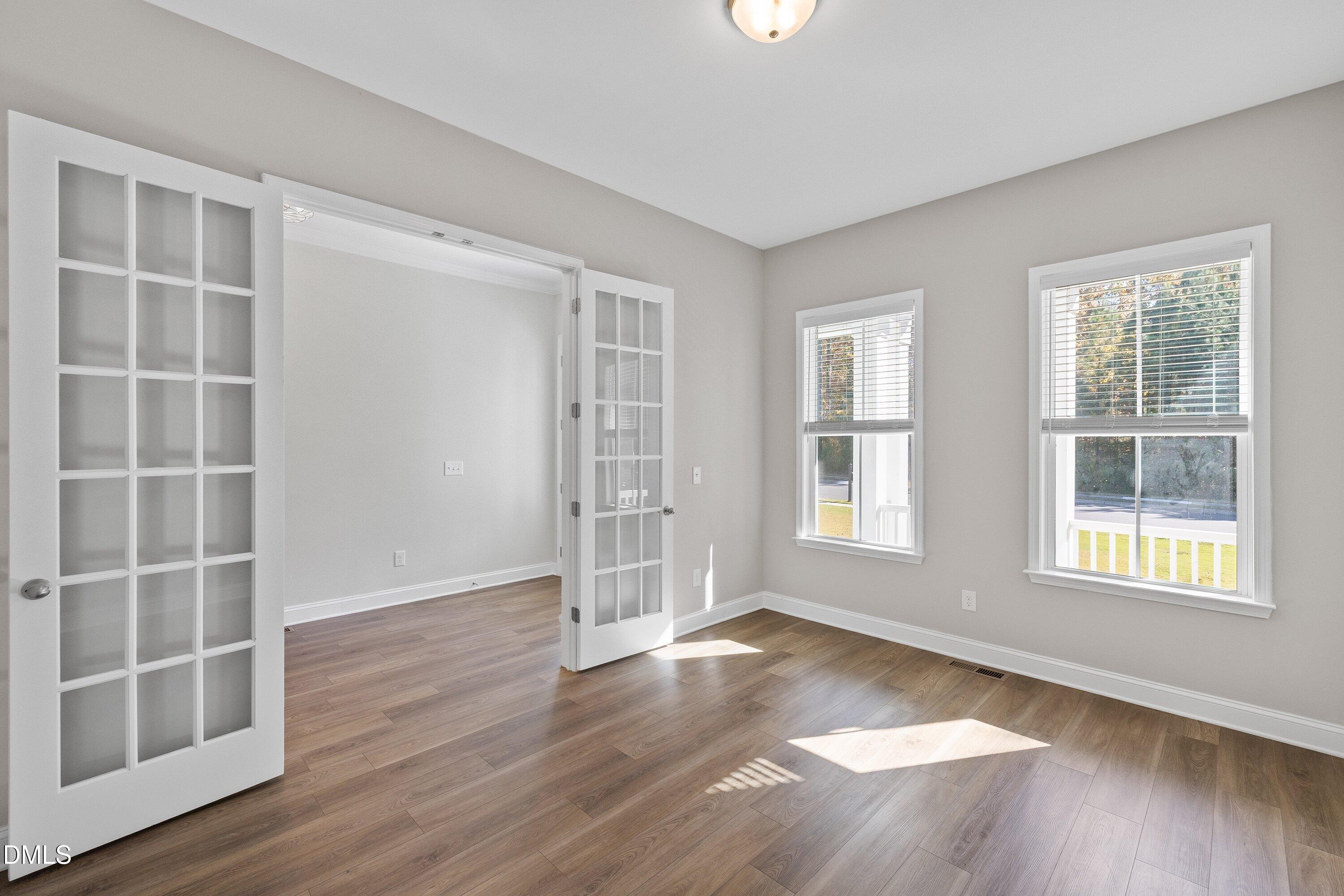 property viewer photo 7