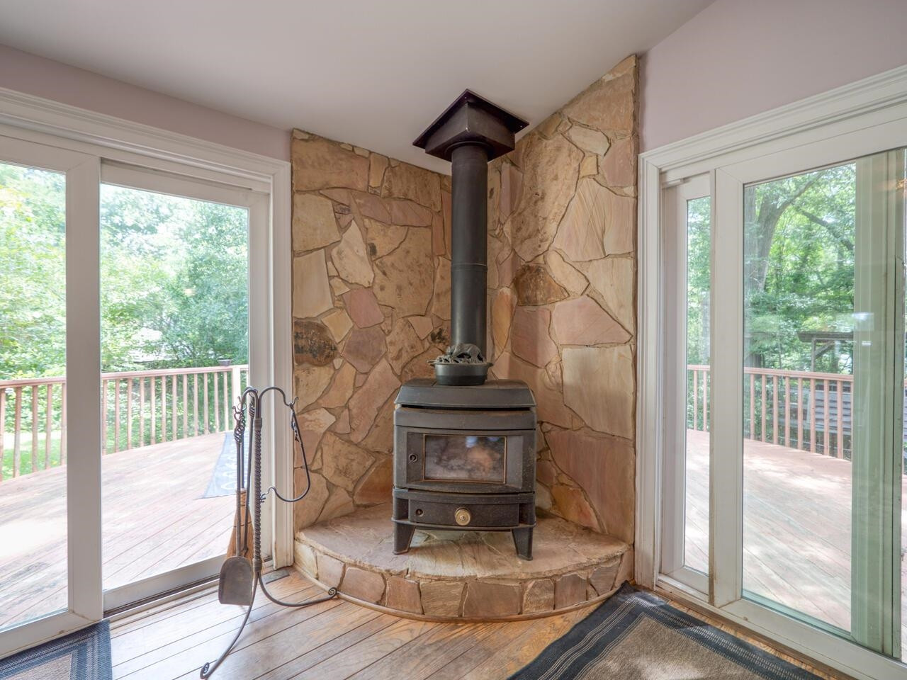 main property photo 23