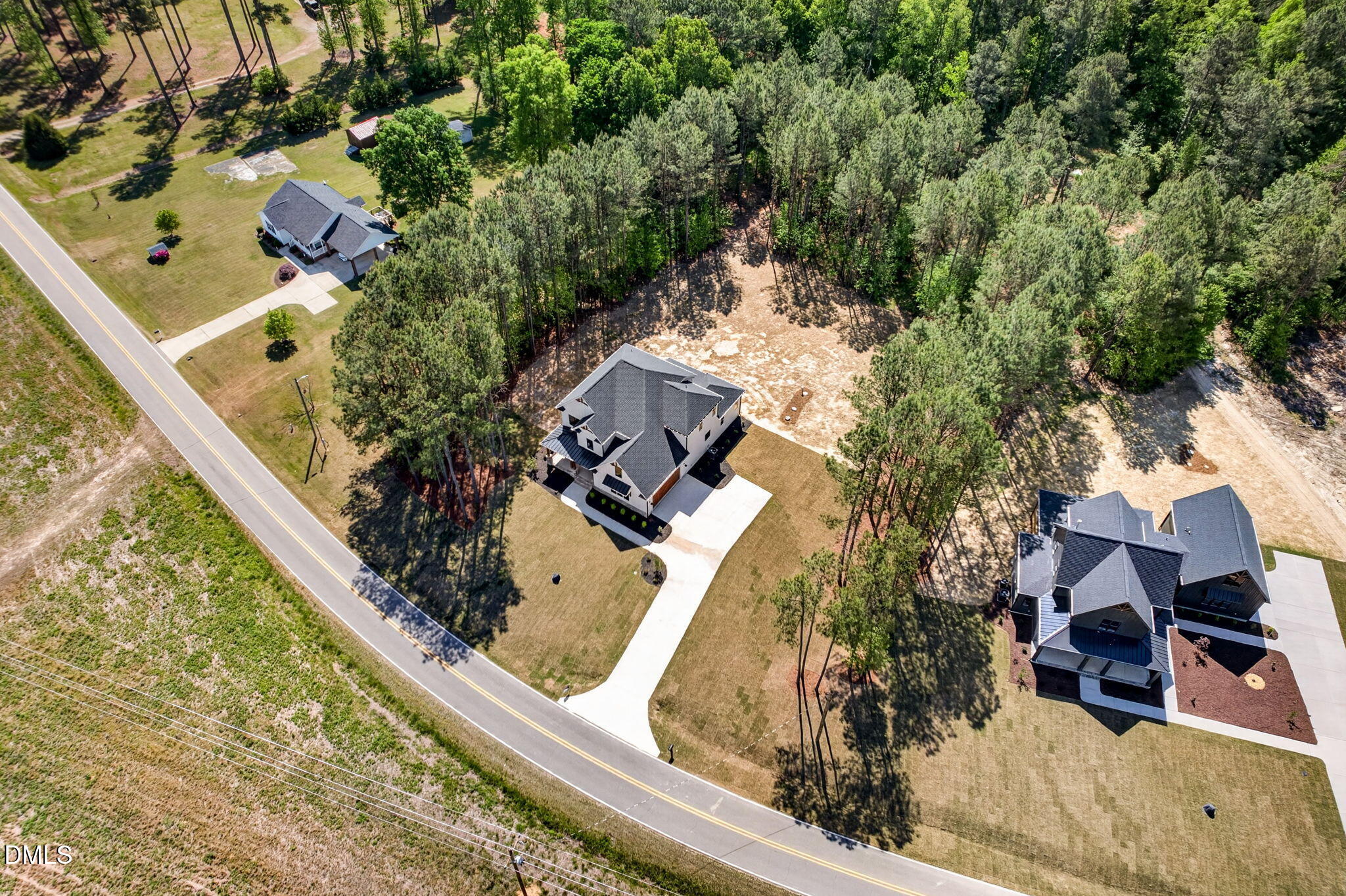 main property photo 12