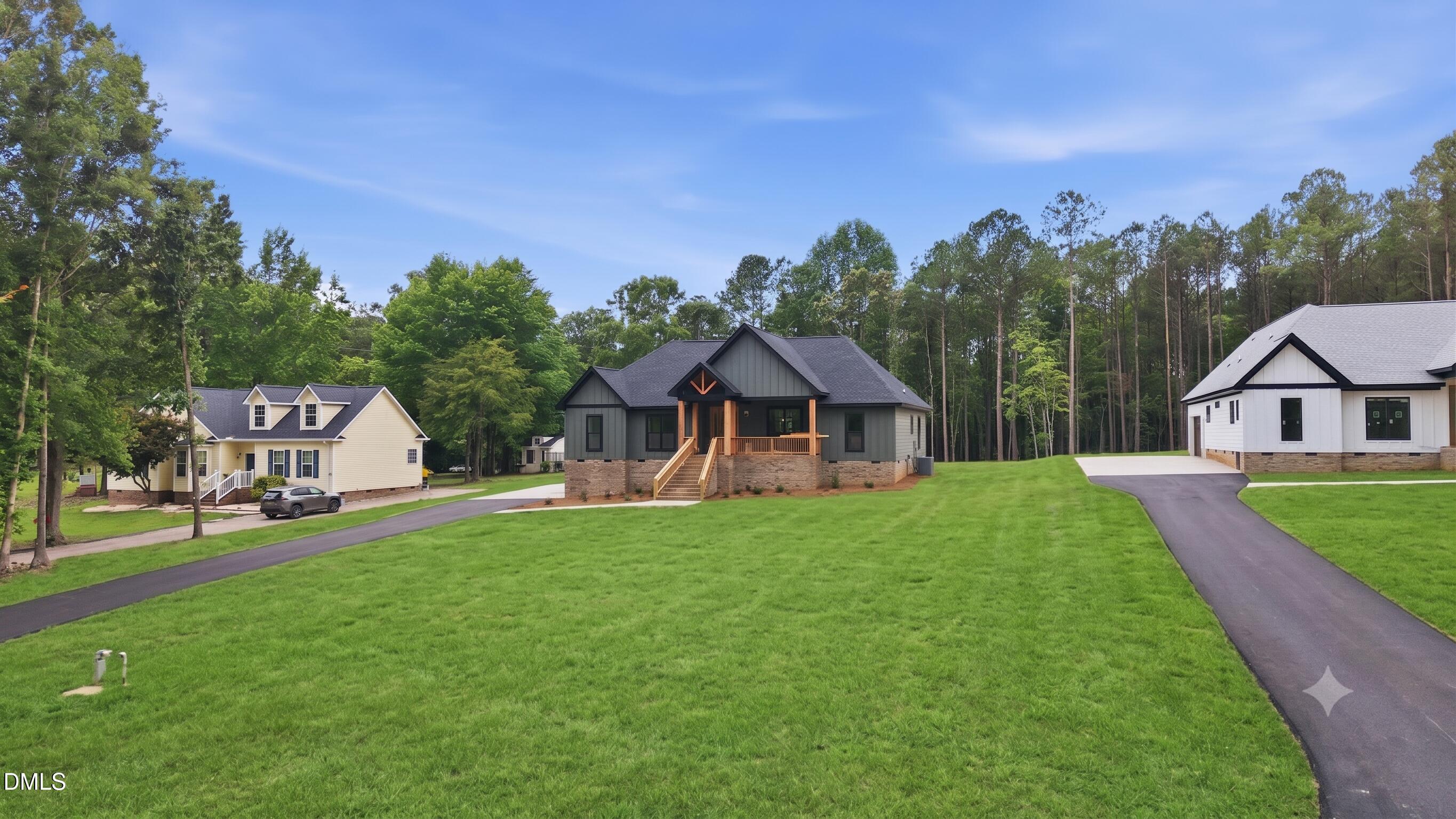 main property photo 36
