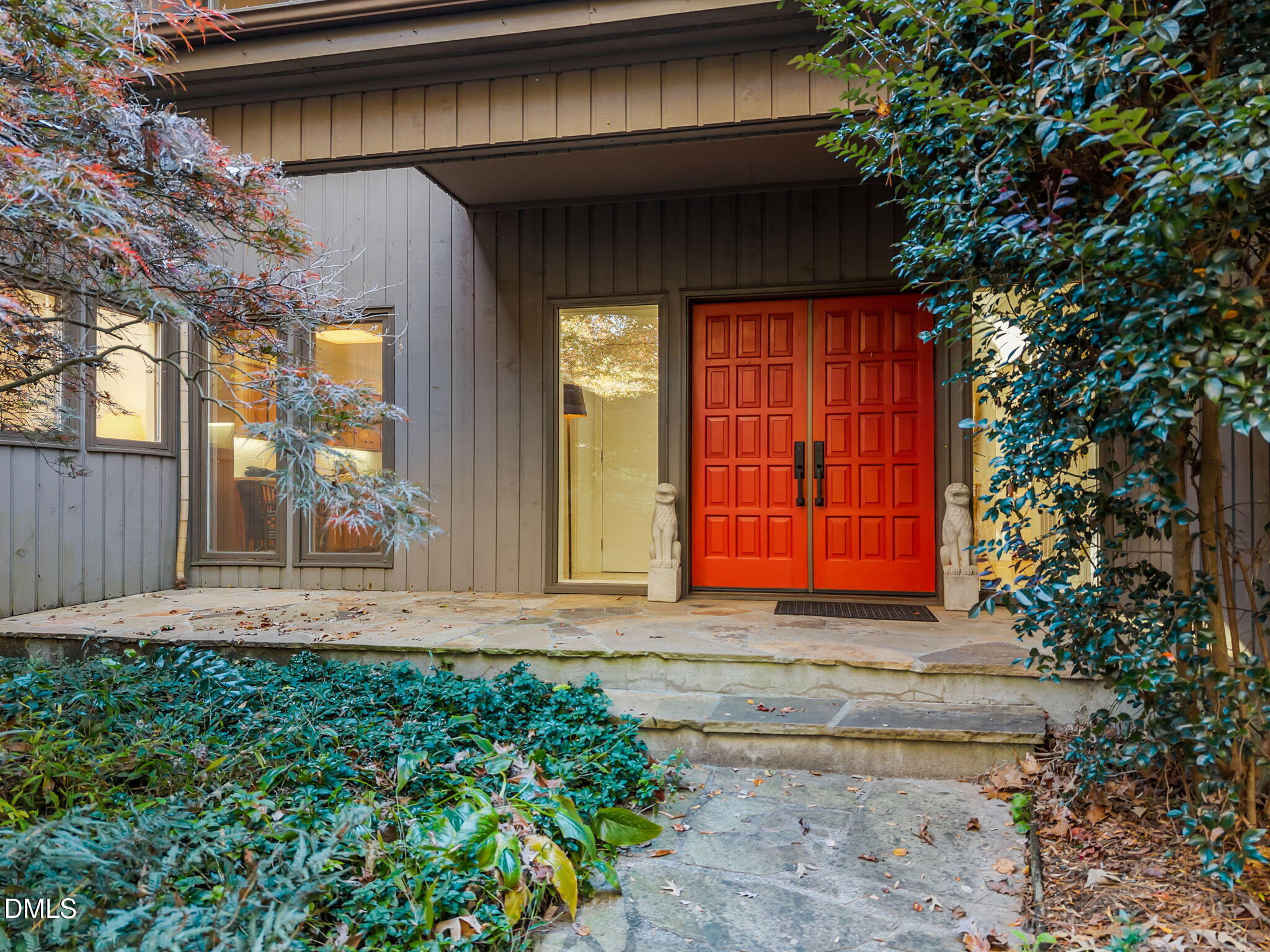 property viewer photo 1