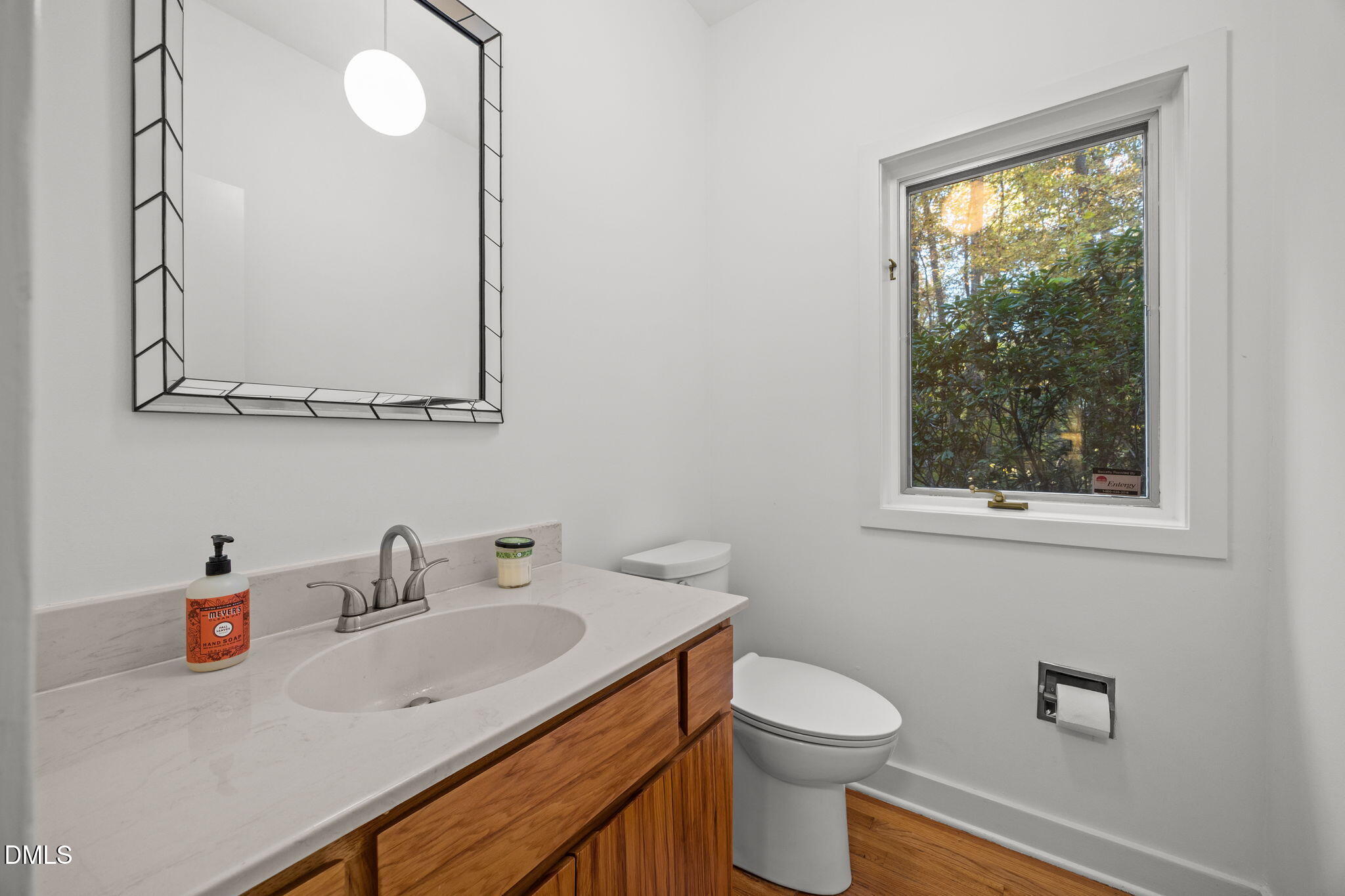 property viewer photo 17