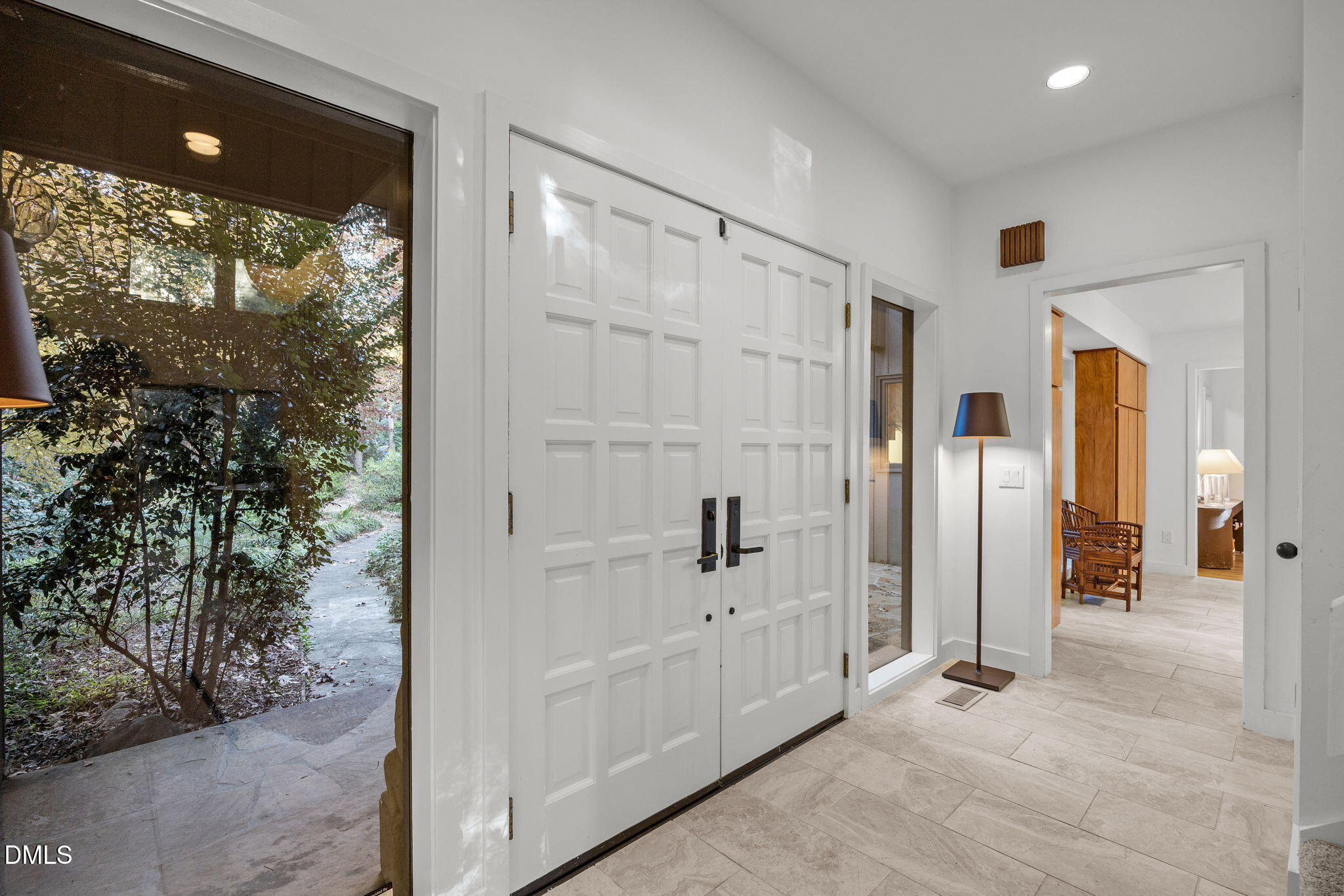 property viewer photo 18
