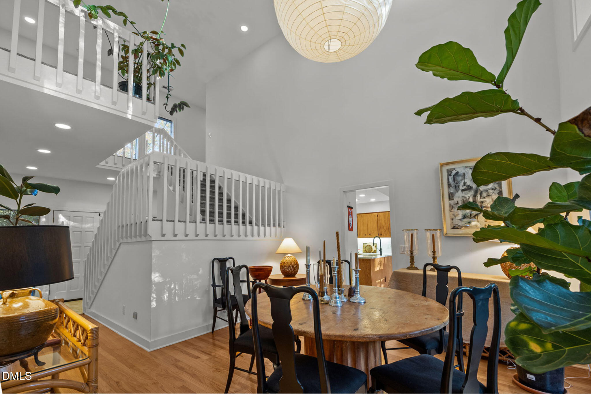 property viewer photo 4