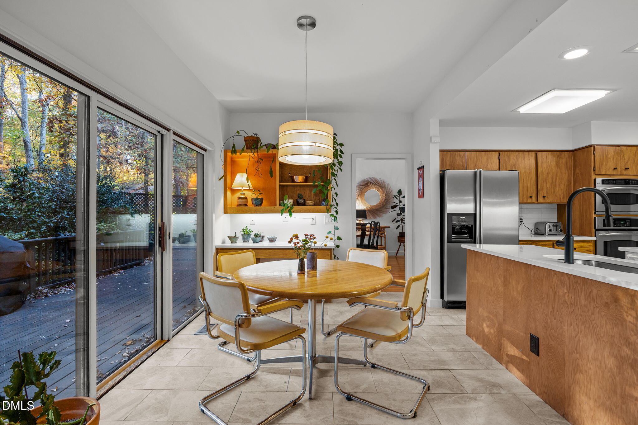 property viewer photo 7