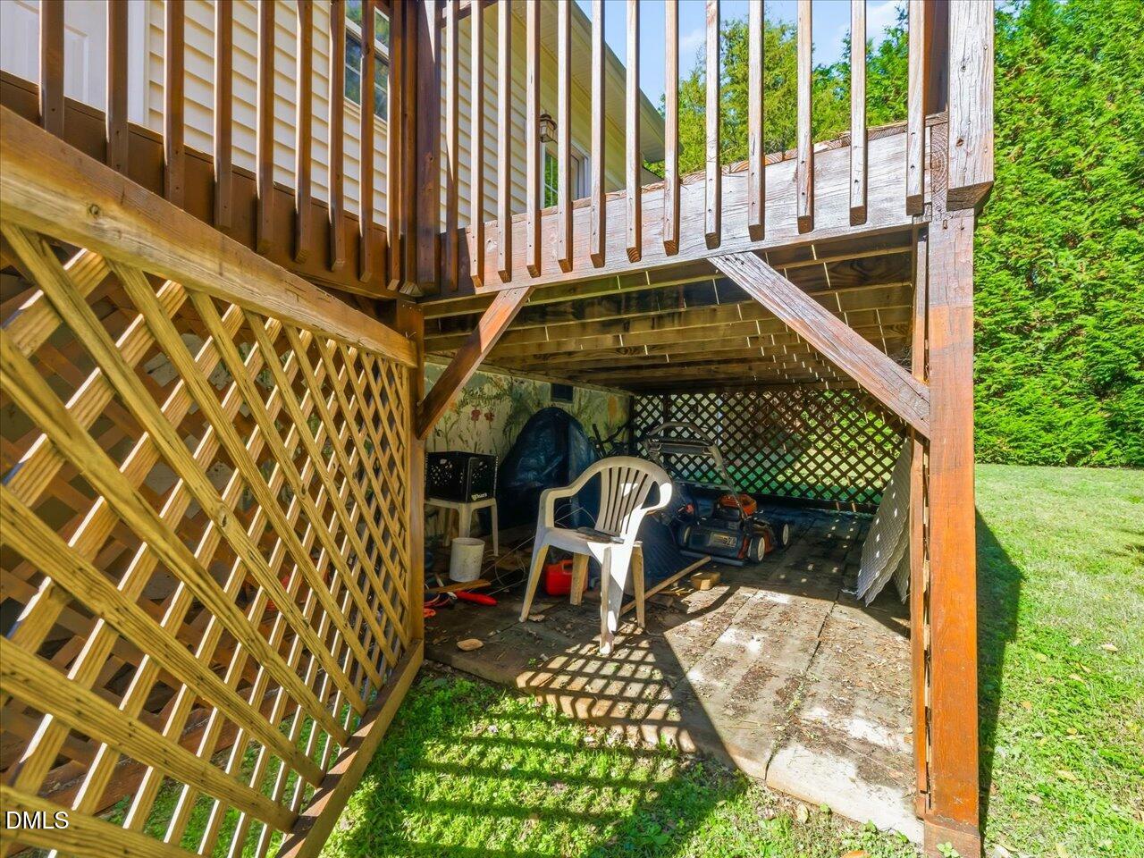main property photo 40