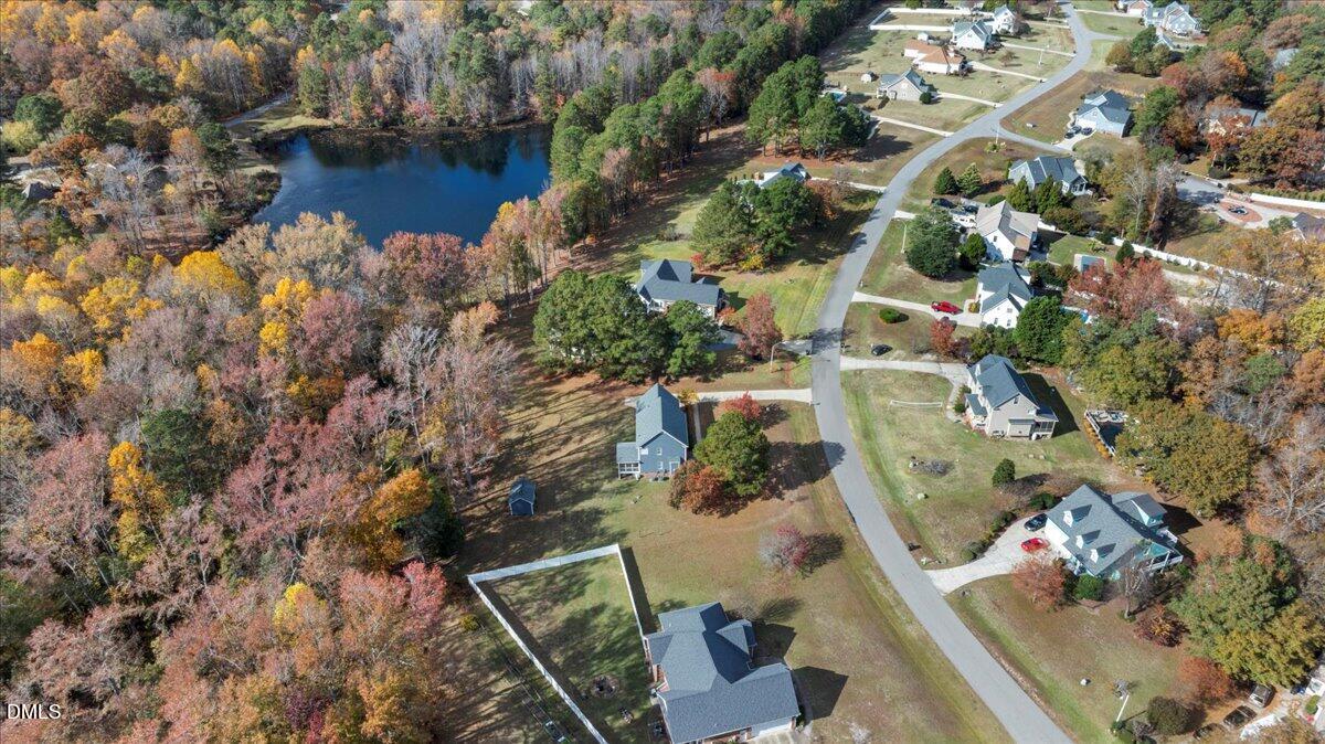 main property photo 25