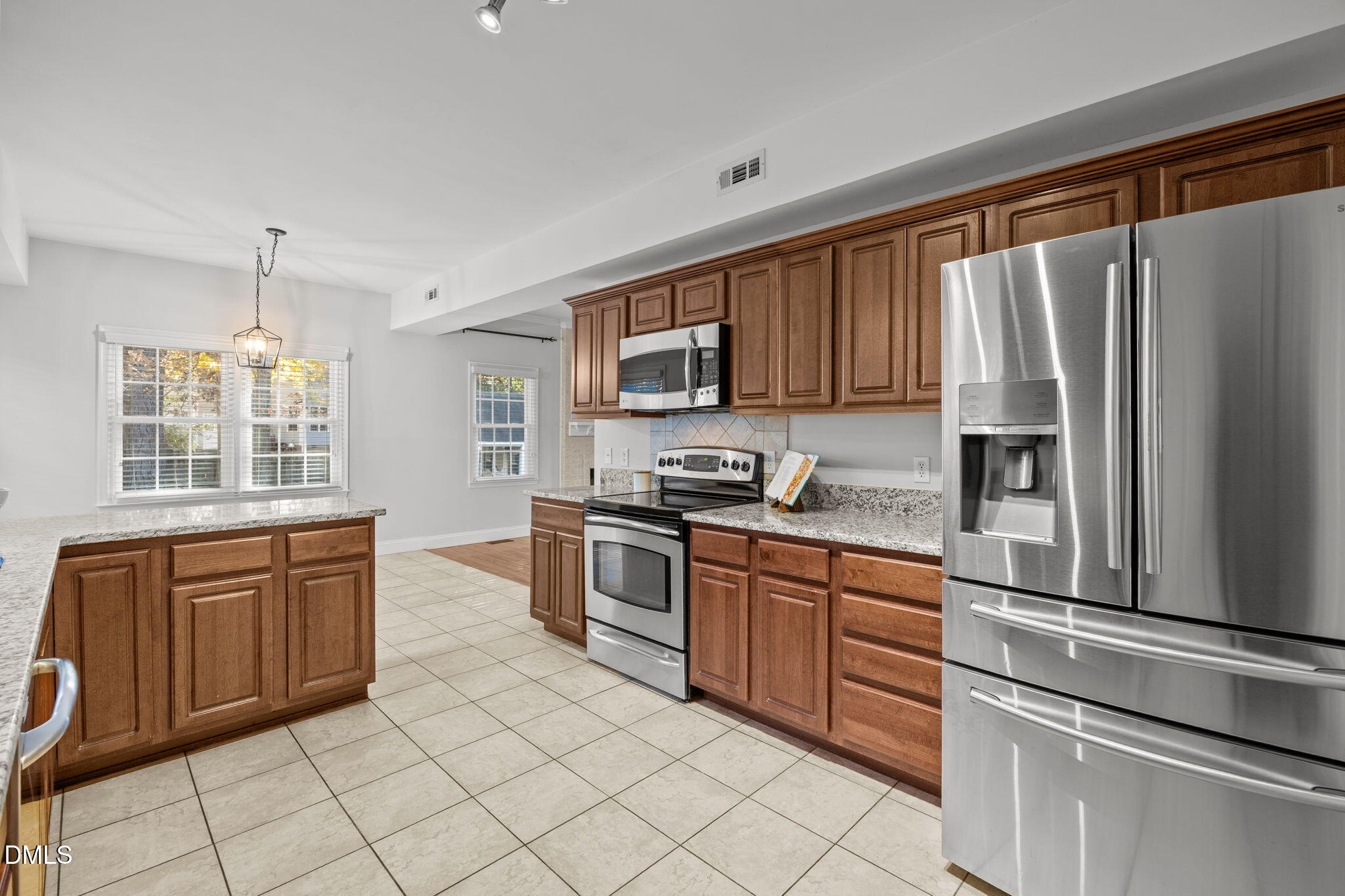 property viewer photo 10