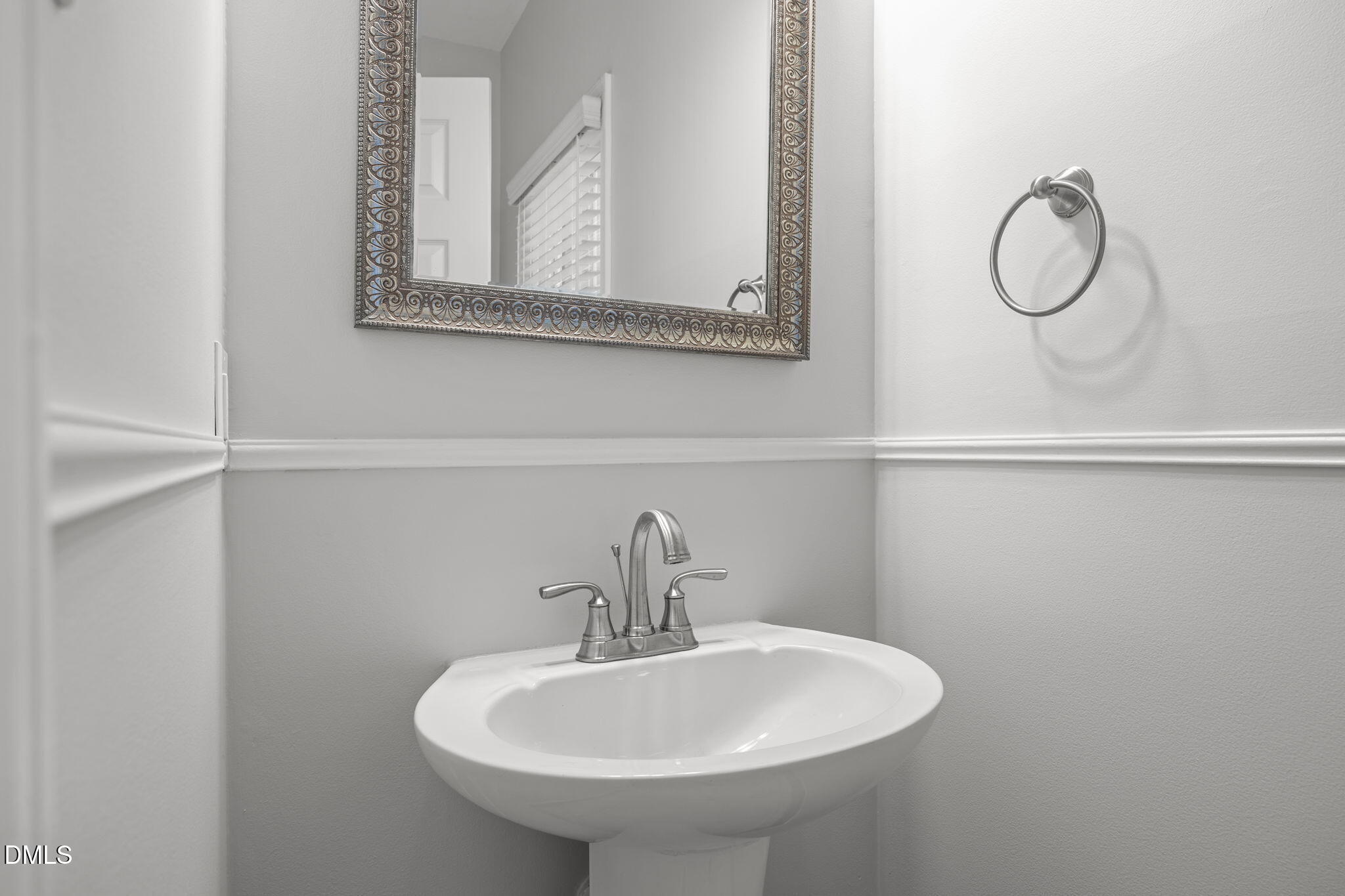 property viewer photo 18
