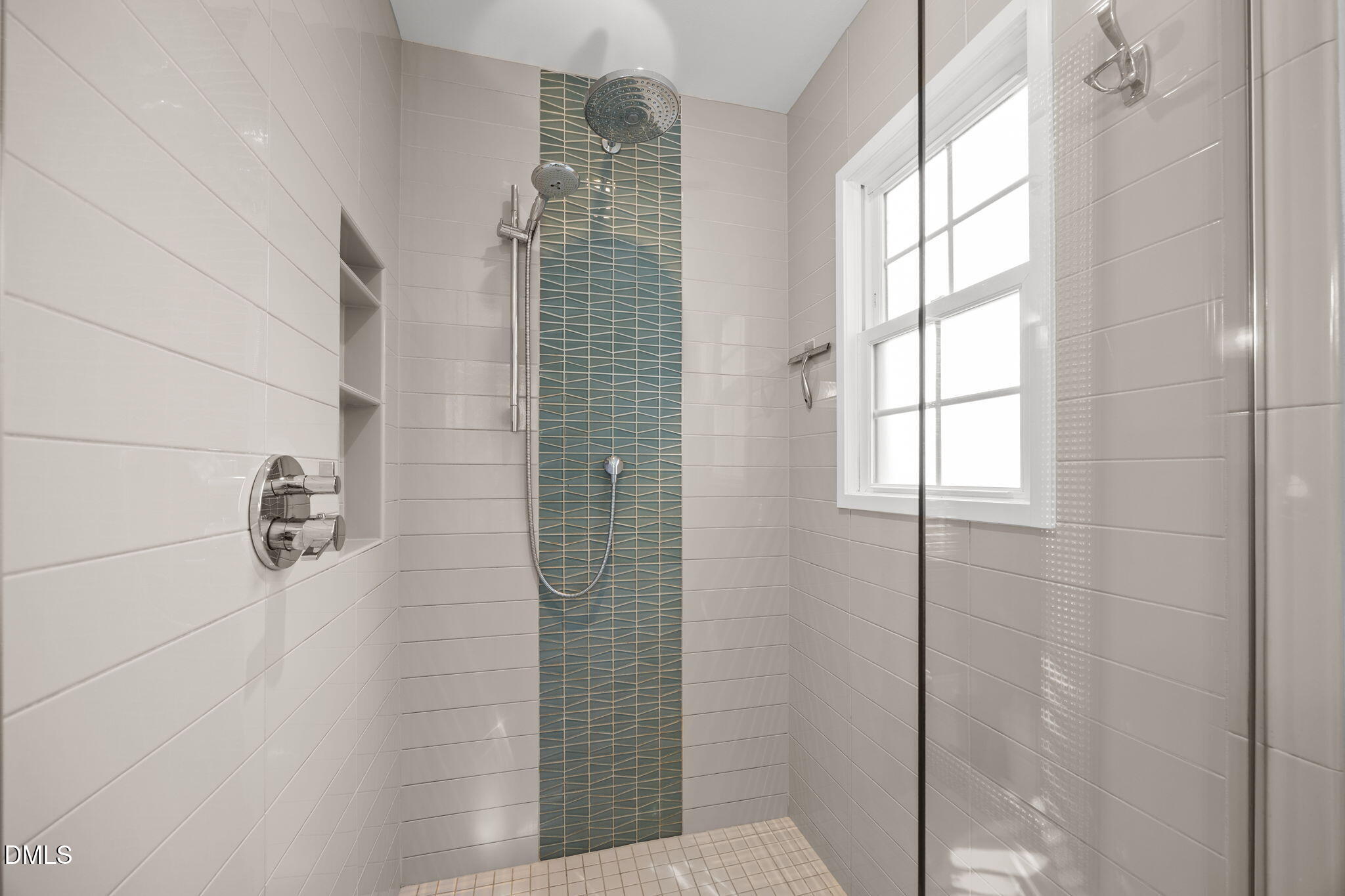 property viewer photo 24