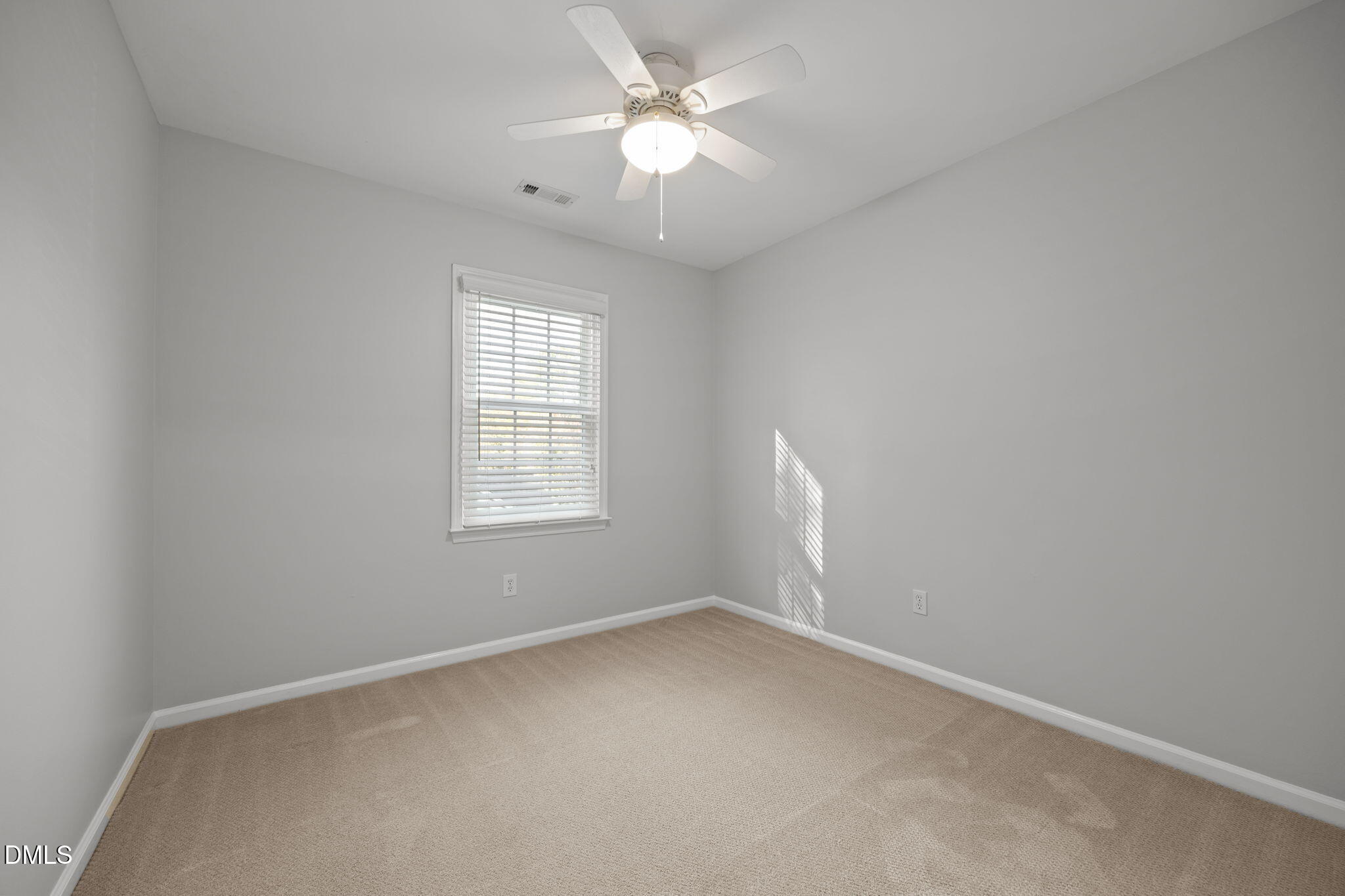 property viewer photo 30