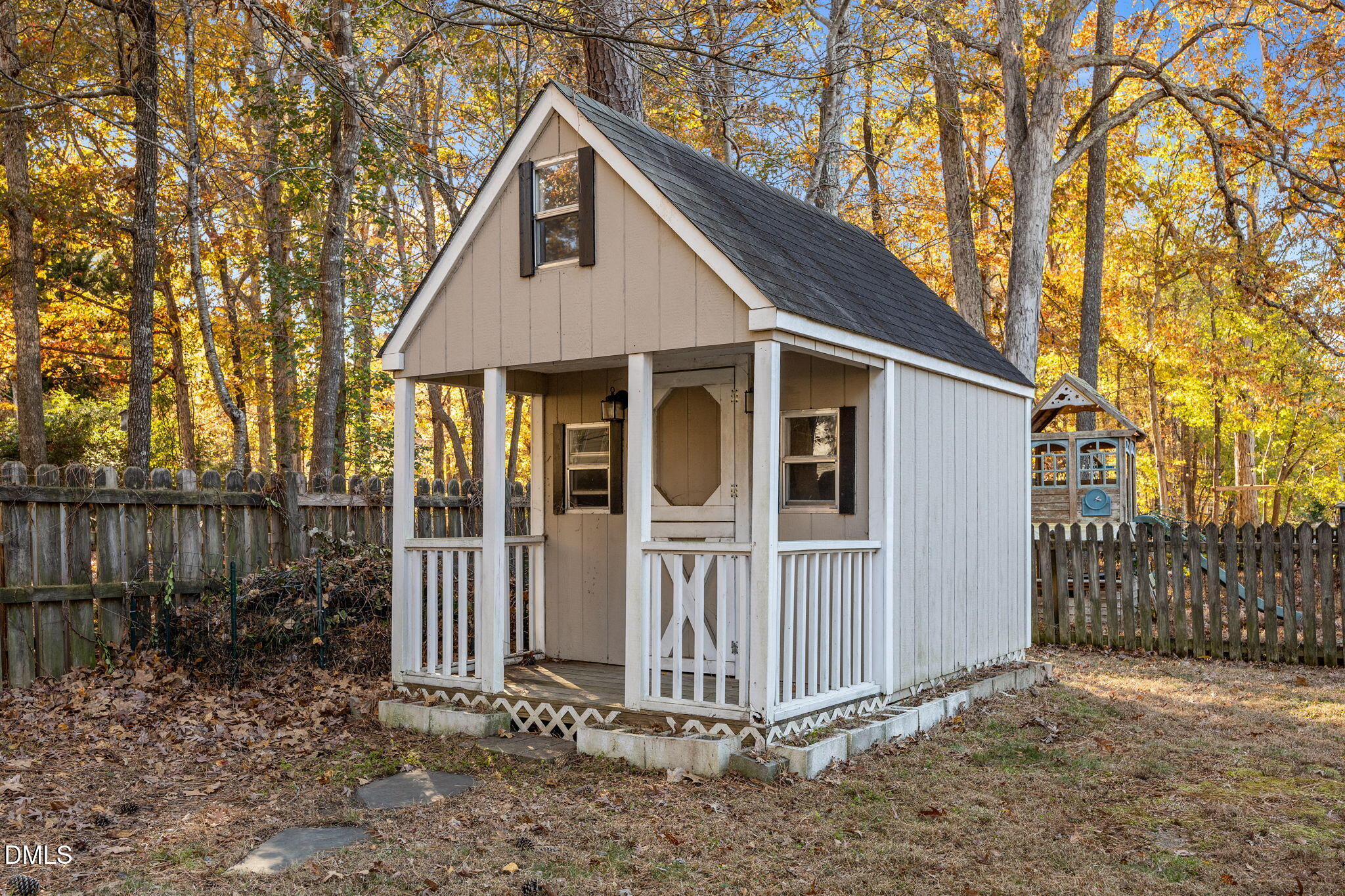 property viewer photo 35