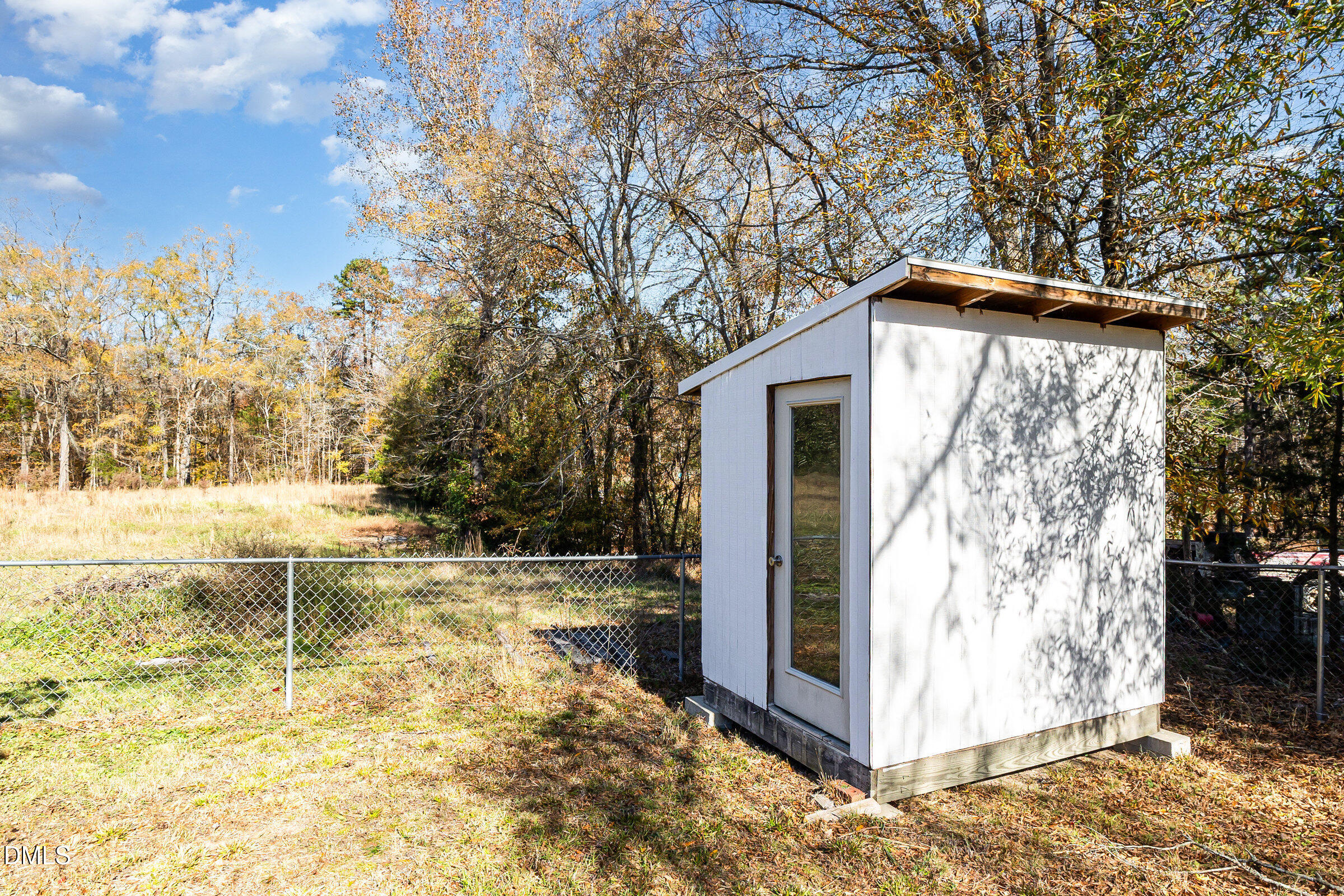 main property photo 35