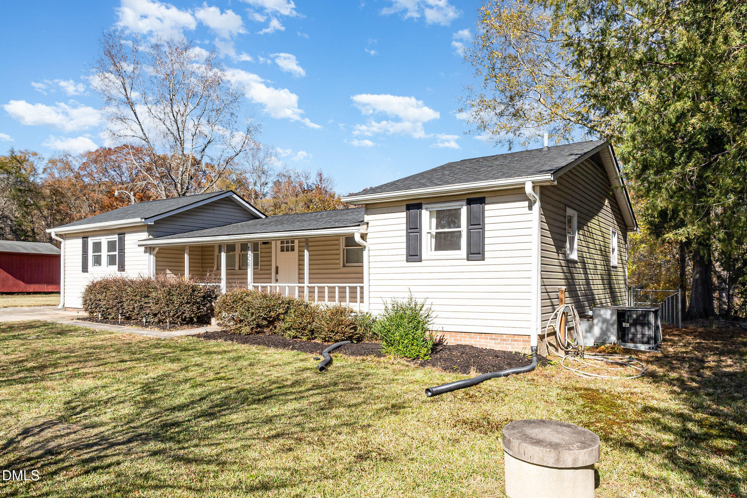 main property photo 39