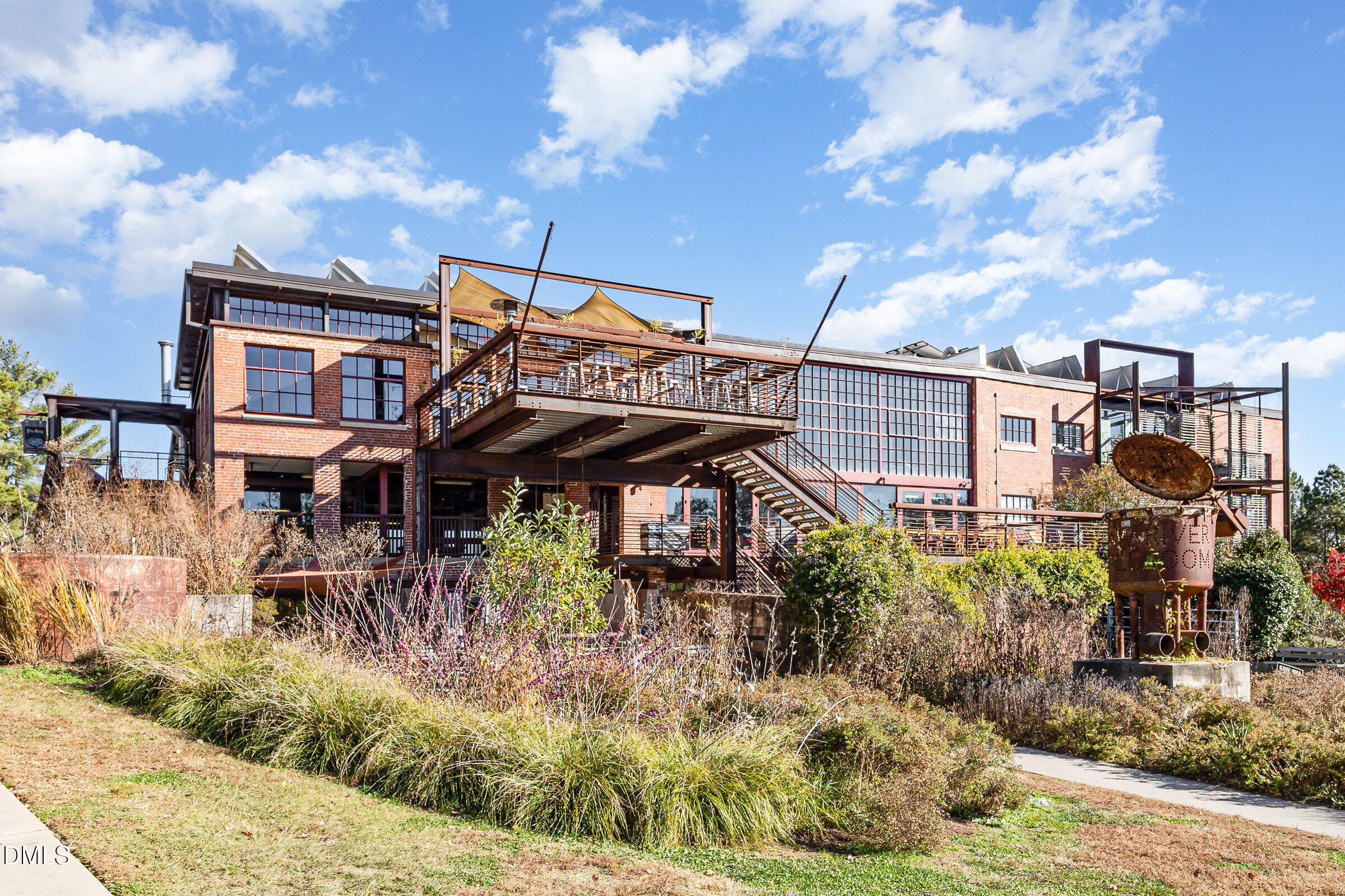 main property photo 43