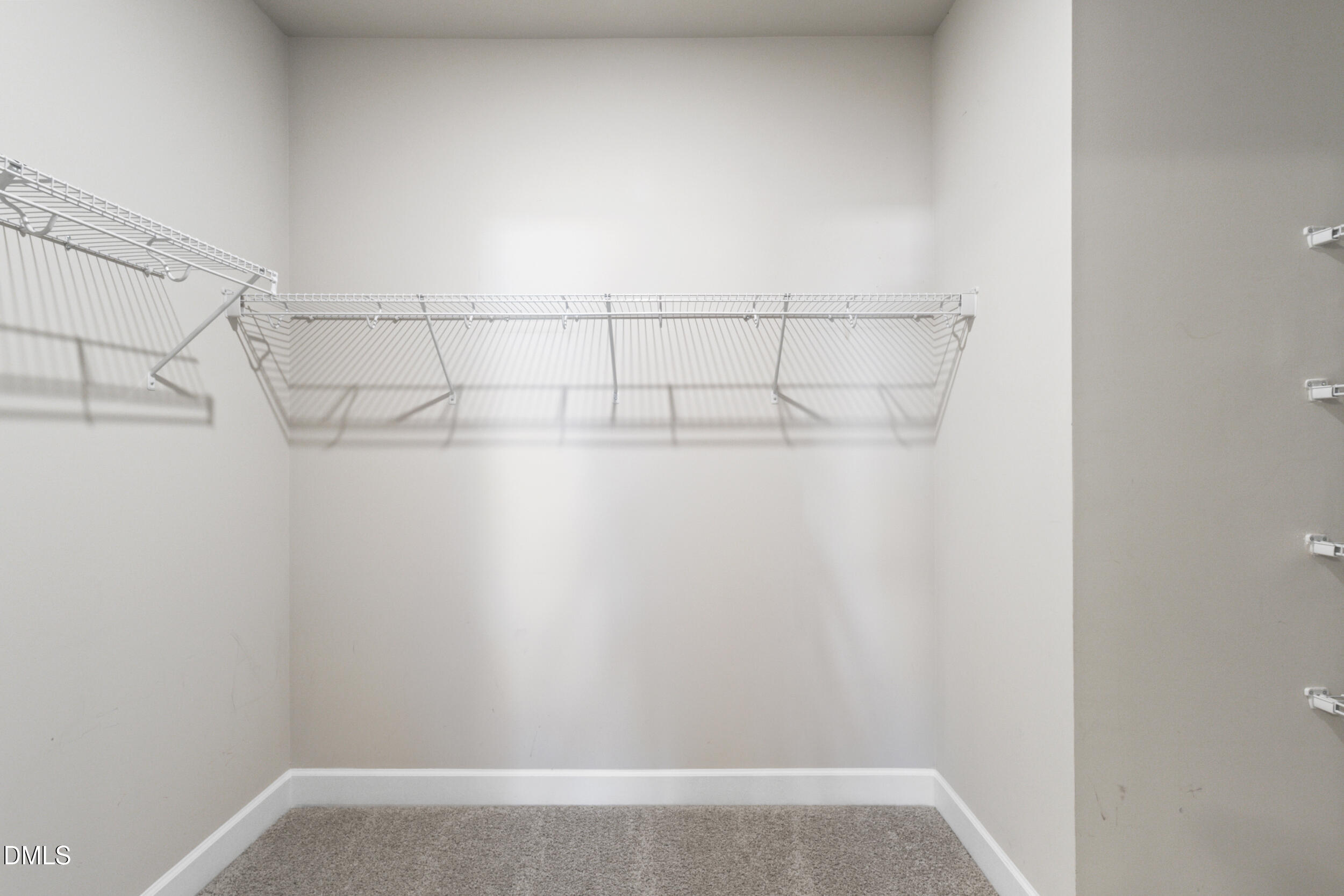 property viewer photo 20