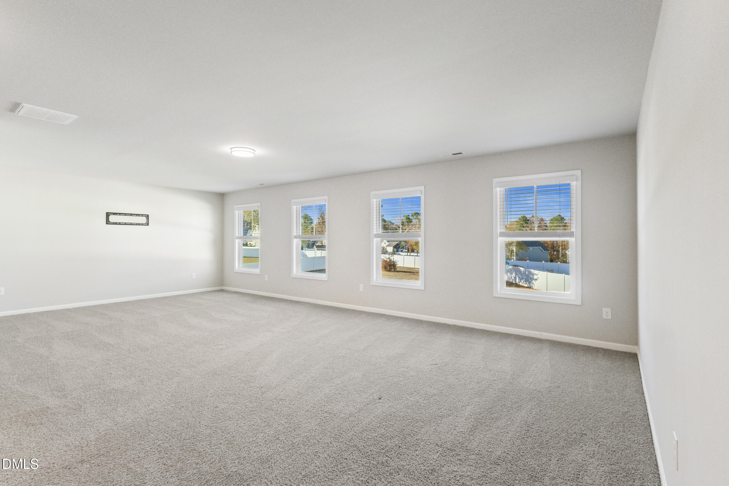 property viewer photo 24