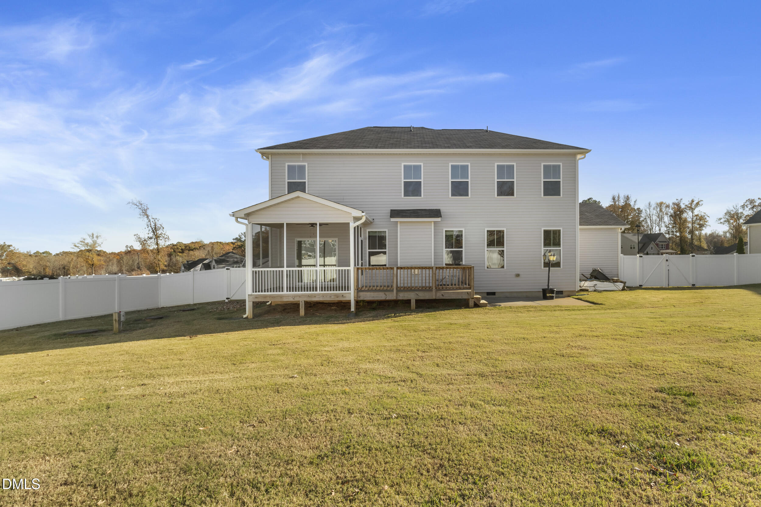 property viewer photo 35