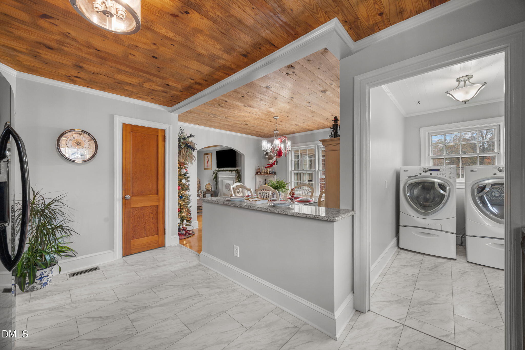 property viewer photo 11
