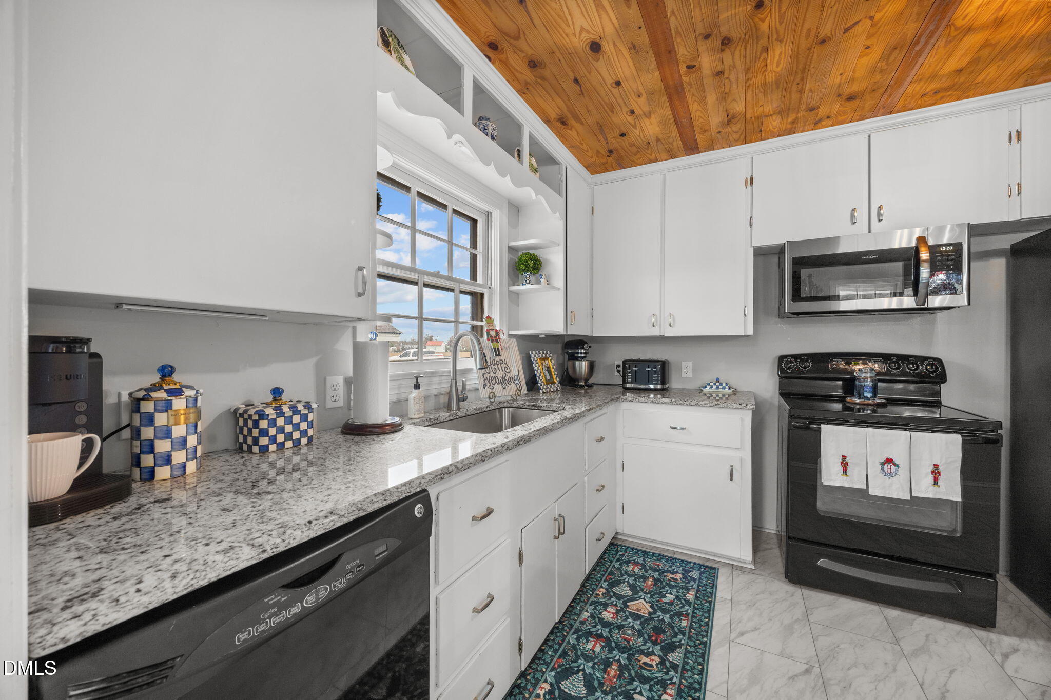 property viewer photo 13