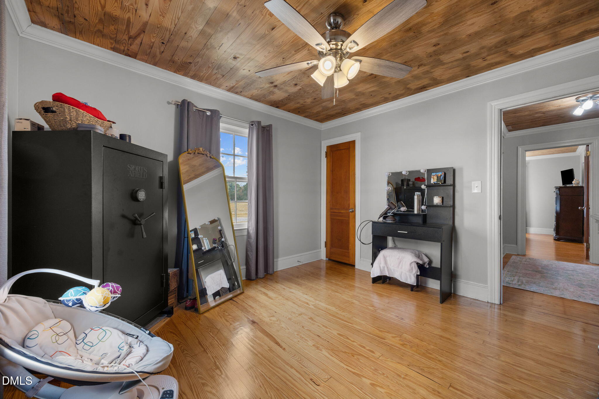 property viewer photo 16