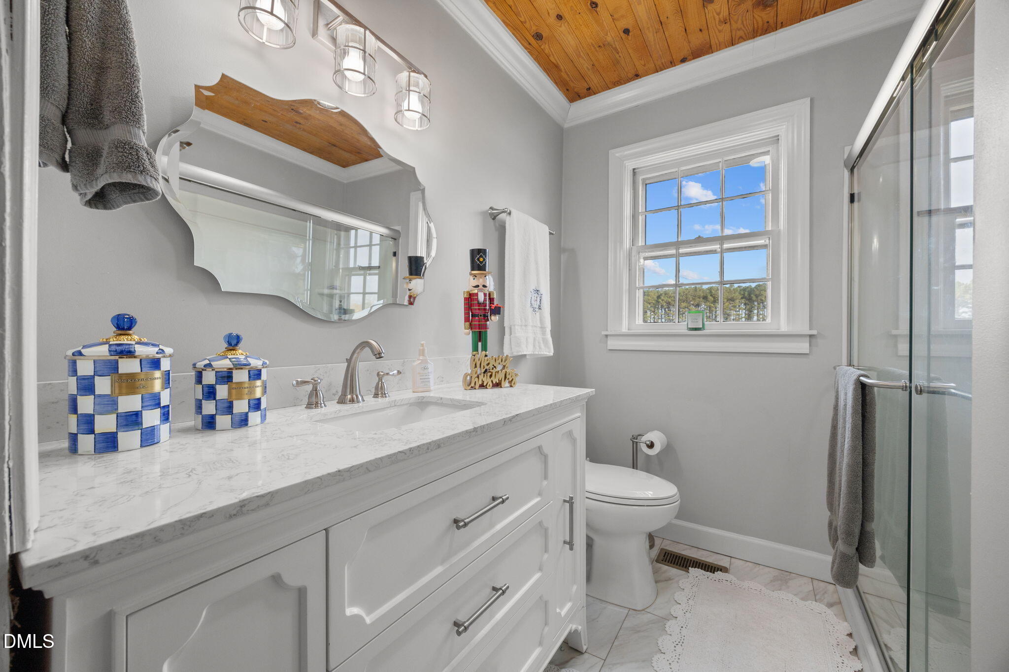property viewer photo 18