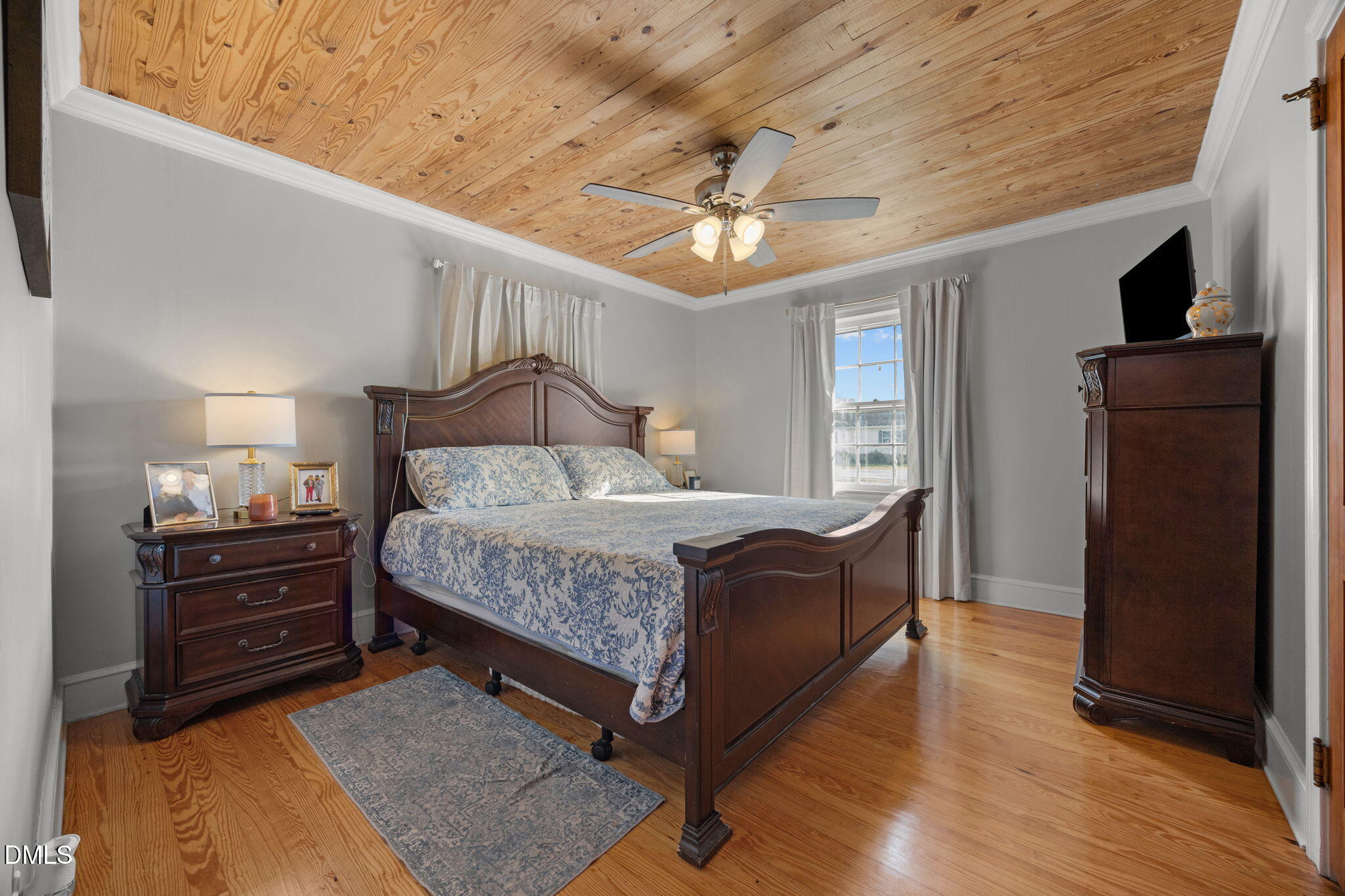 property viewer photo 19