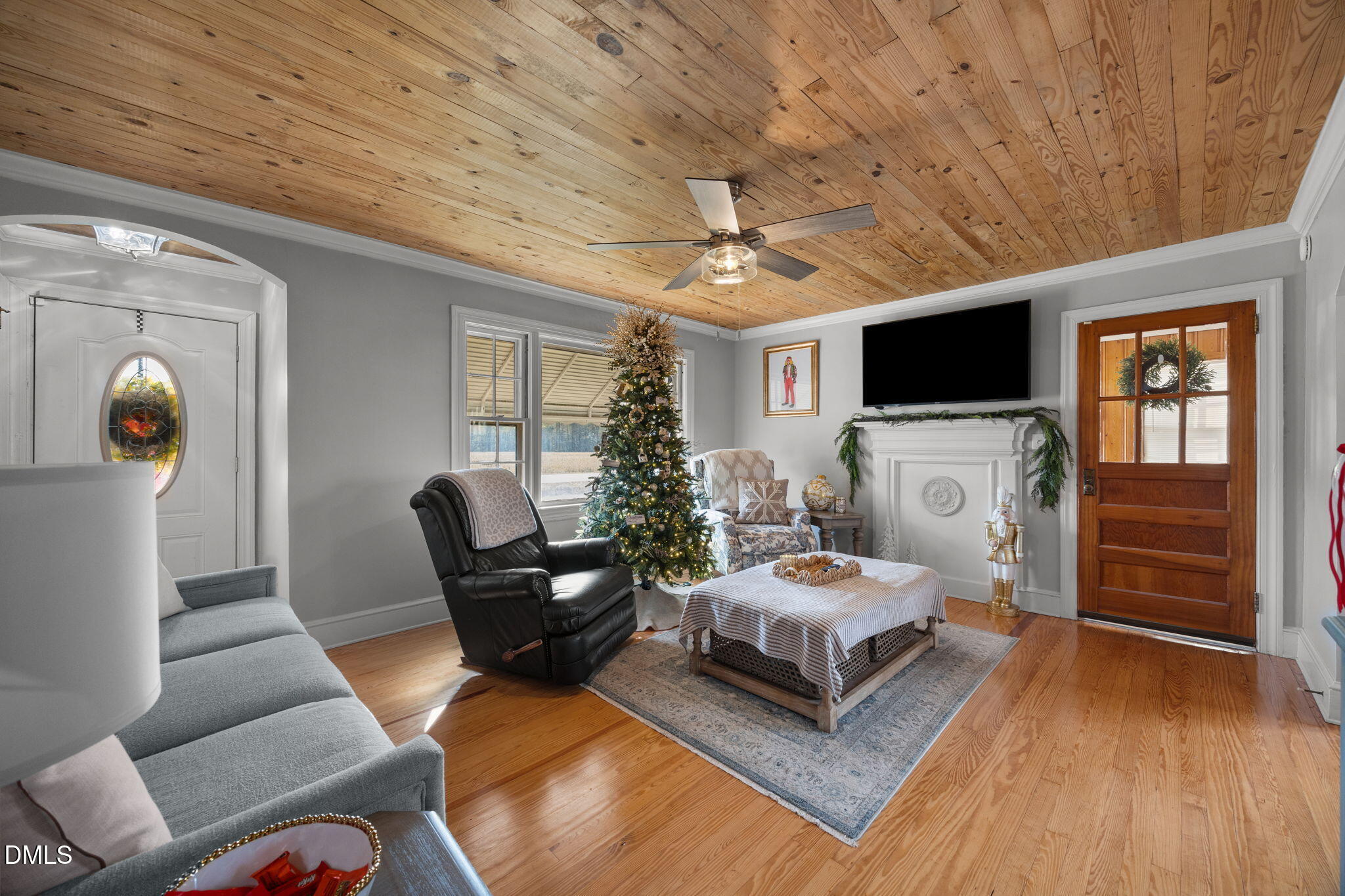 property viewer photo 4