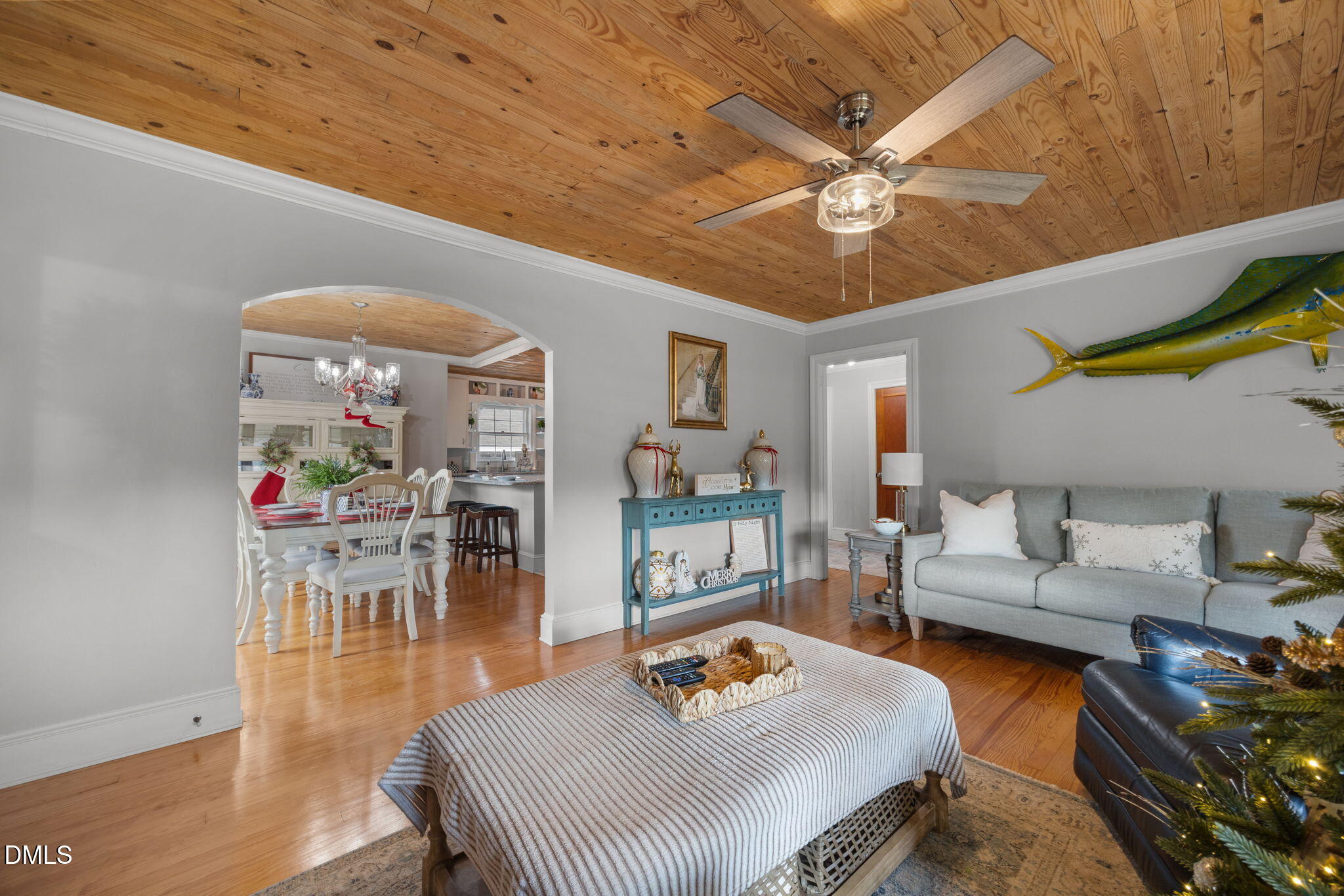 property viewer photo 6