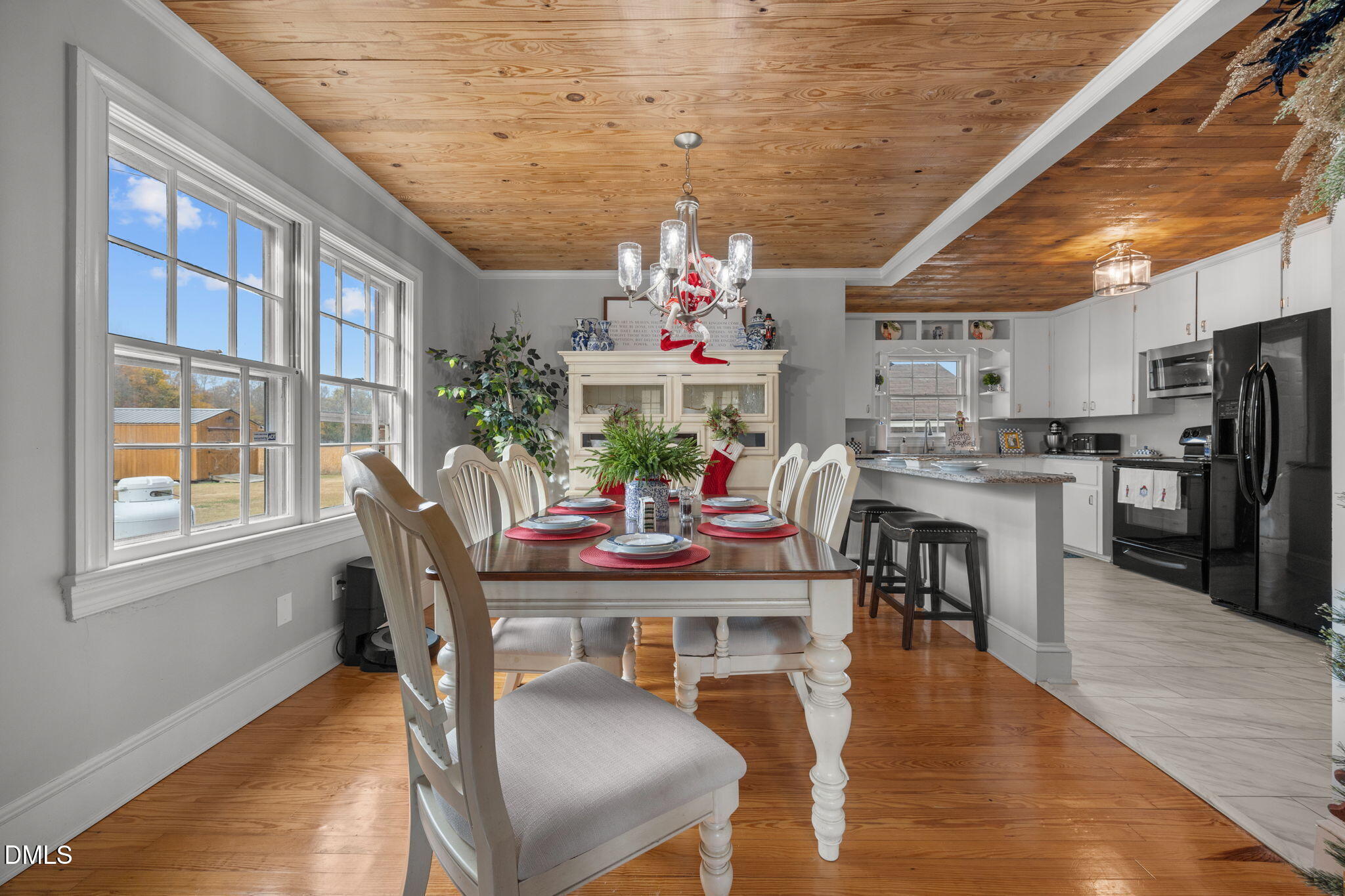 property viewer photo 7