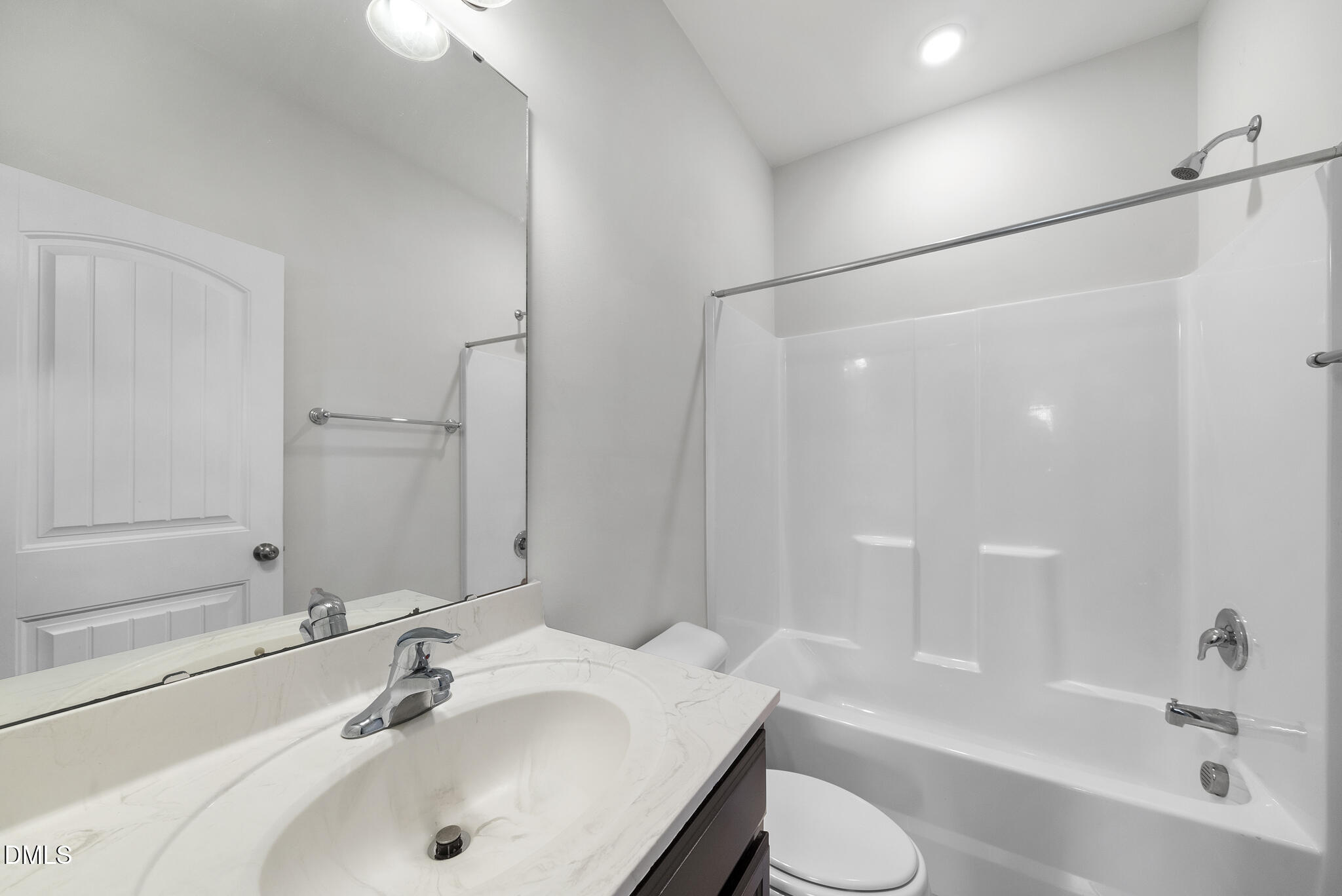 property viewer photo 13
